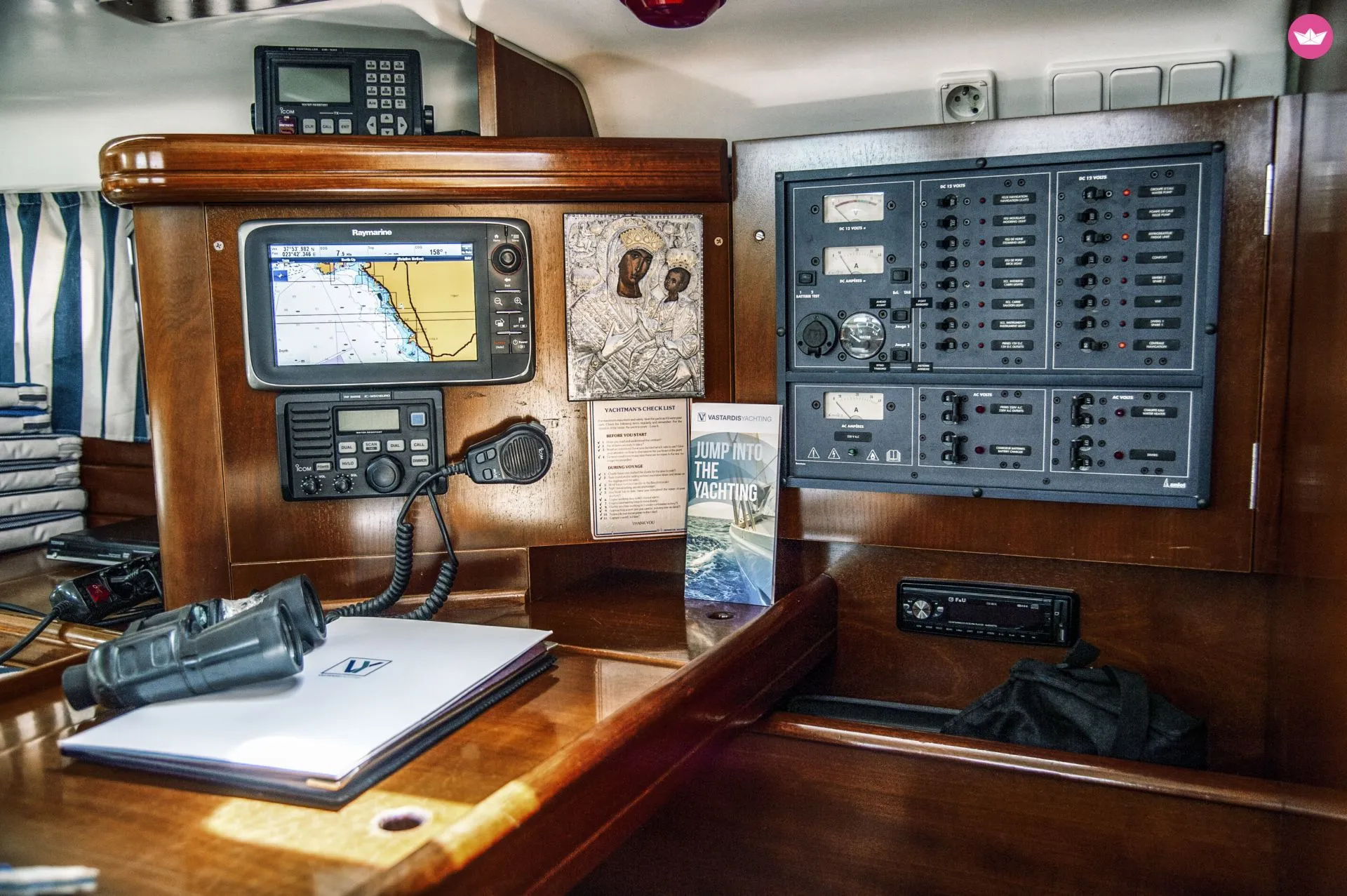 Oceanis 473 IRIDA — jahtikuva 4