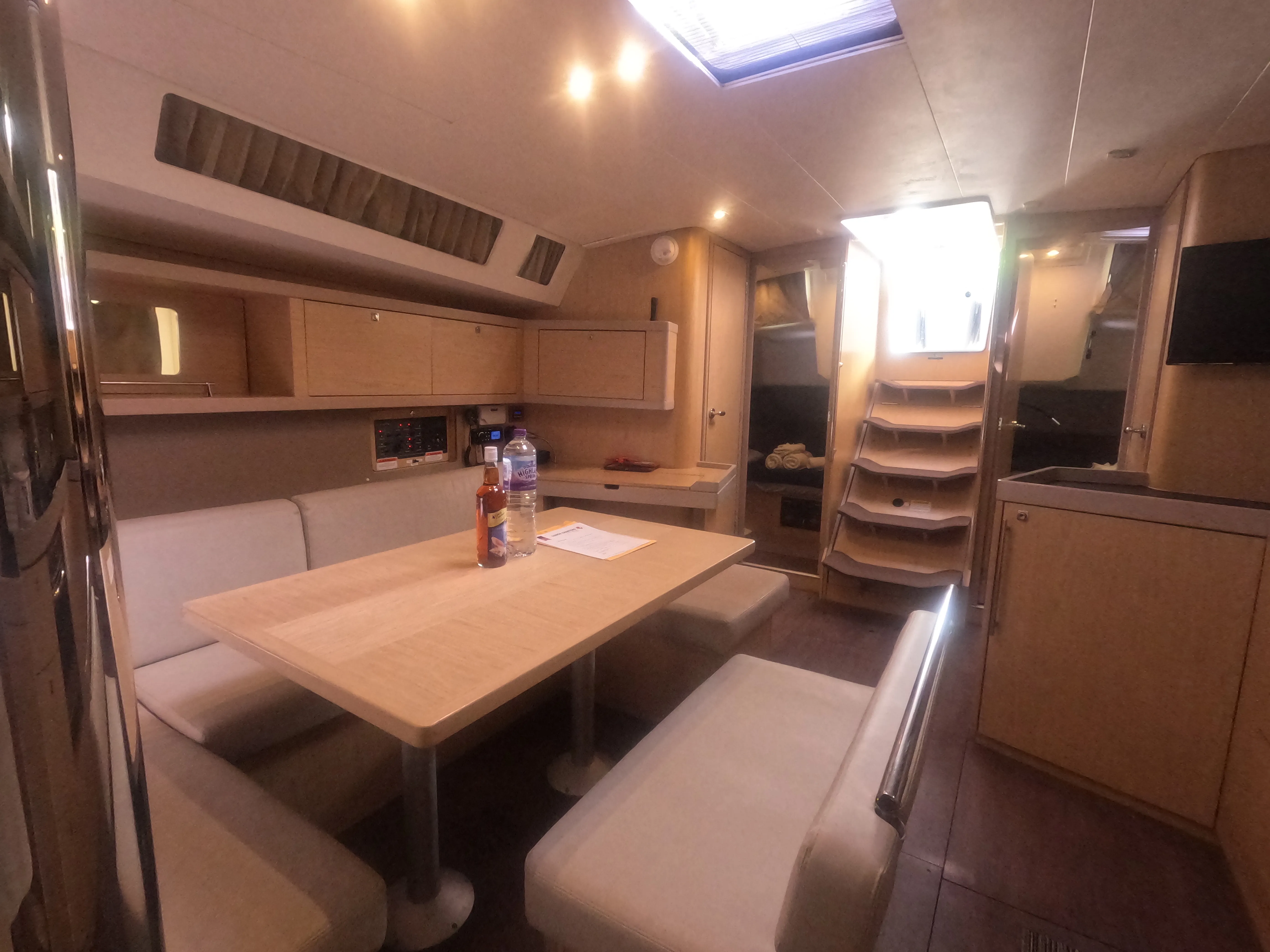 Oceanis 45 Spindrift — jahtikuva 6