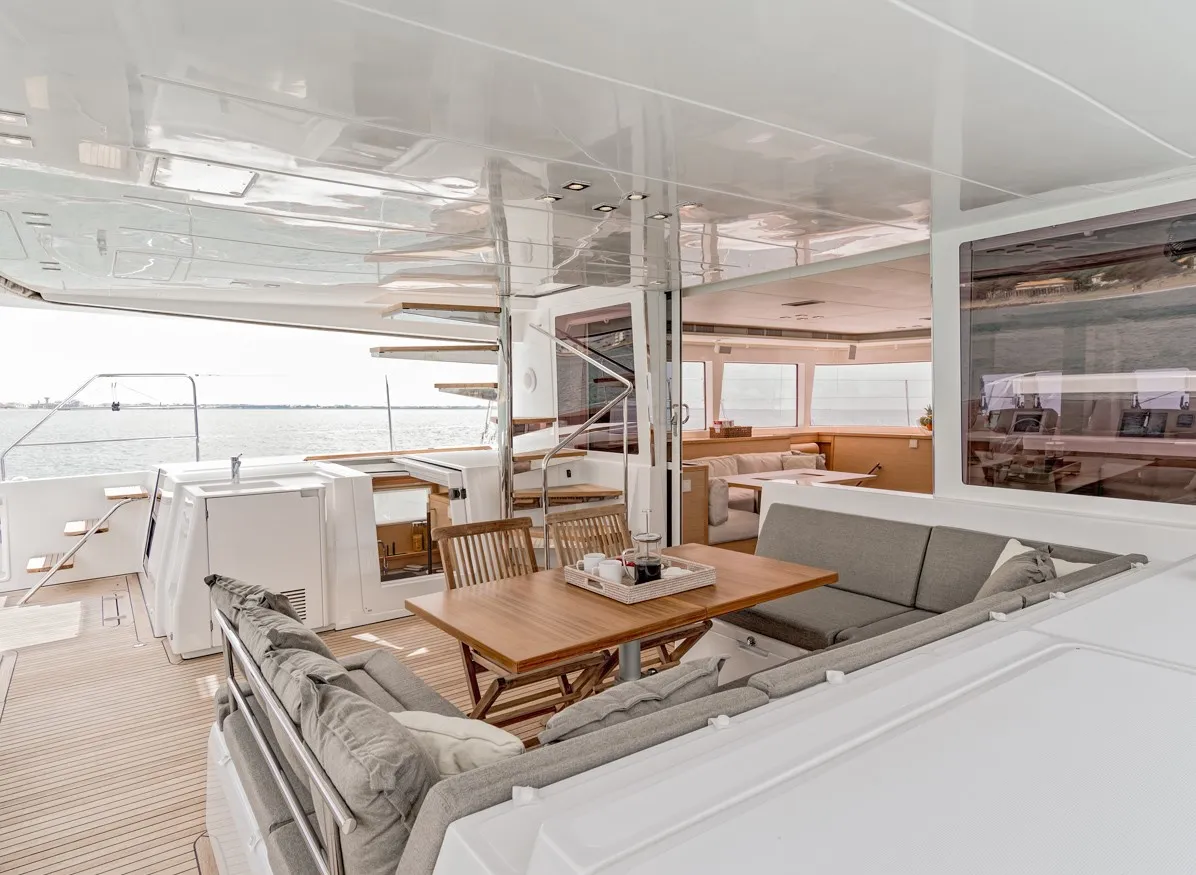 Lagoon 560 S2 Baltsar — jachtfoto 2