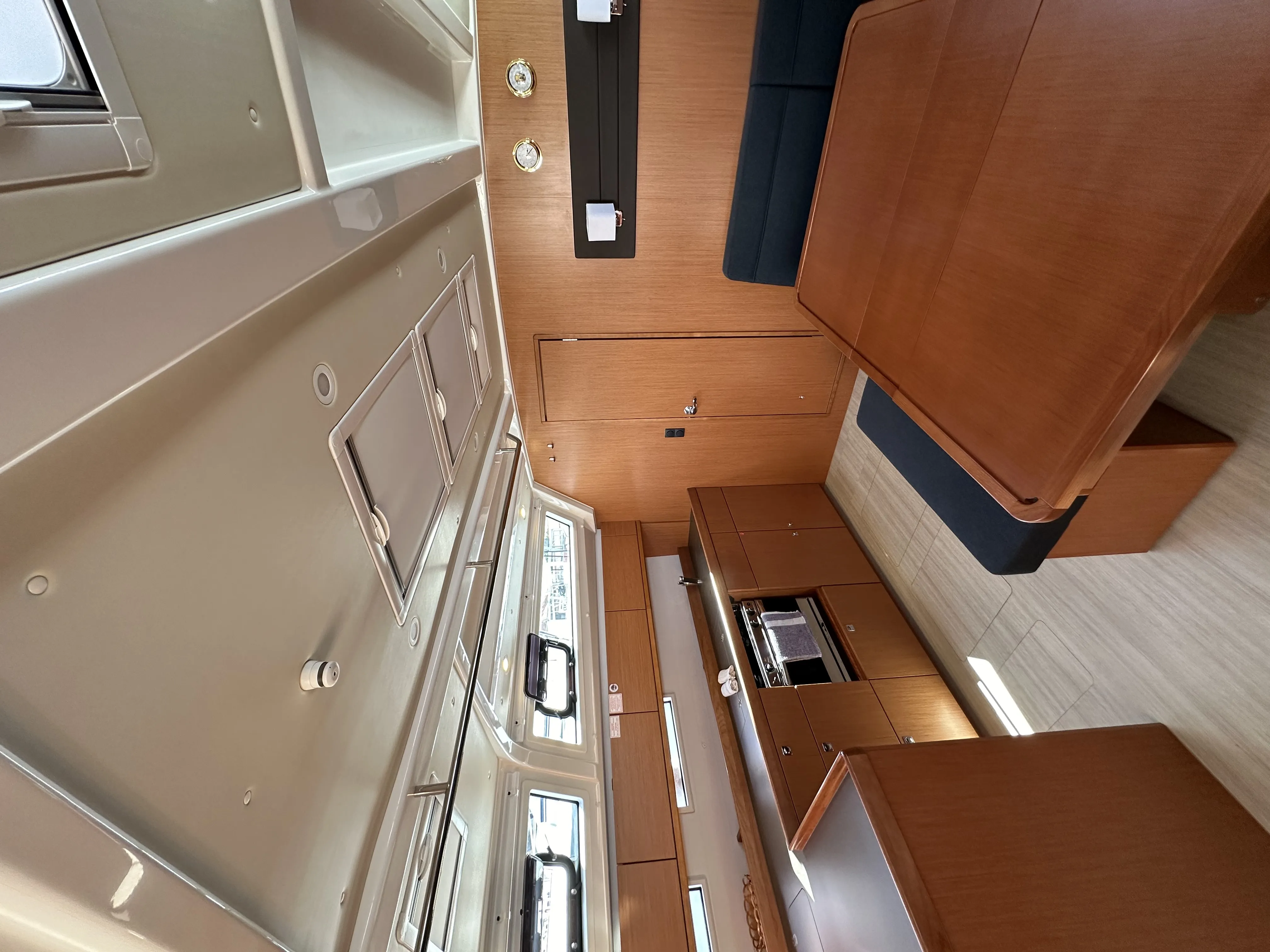 Bavaria Cruiser 46 Iskra — фотография яхты 11