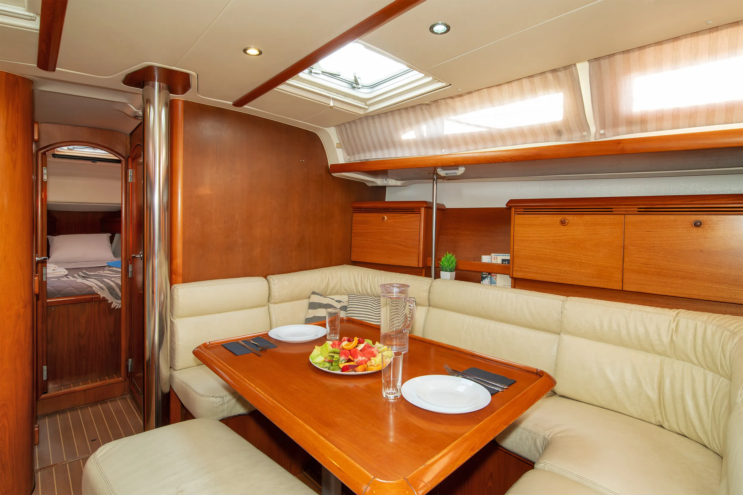 Sun Odyssey 43 Evangelos — фотография яхты 14