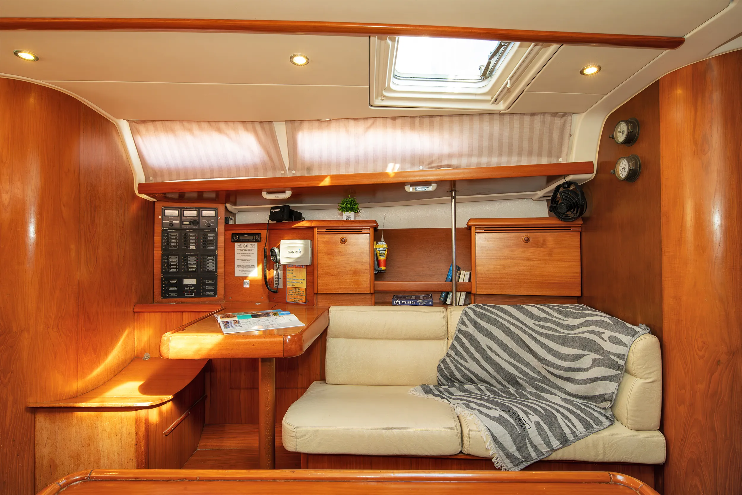 Sun Odyssey 43 Evangelos — фотография яхты 12