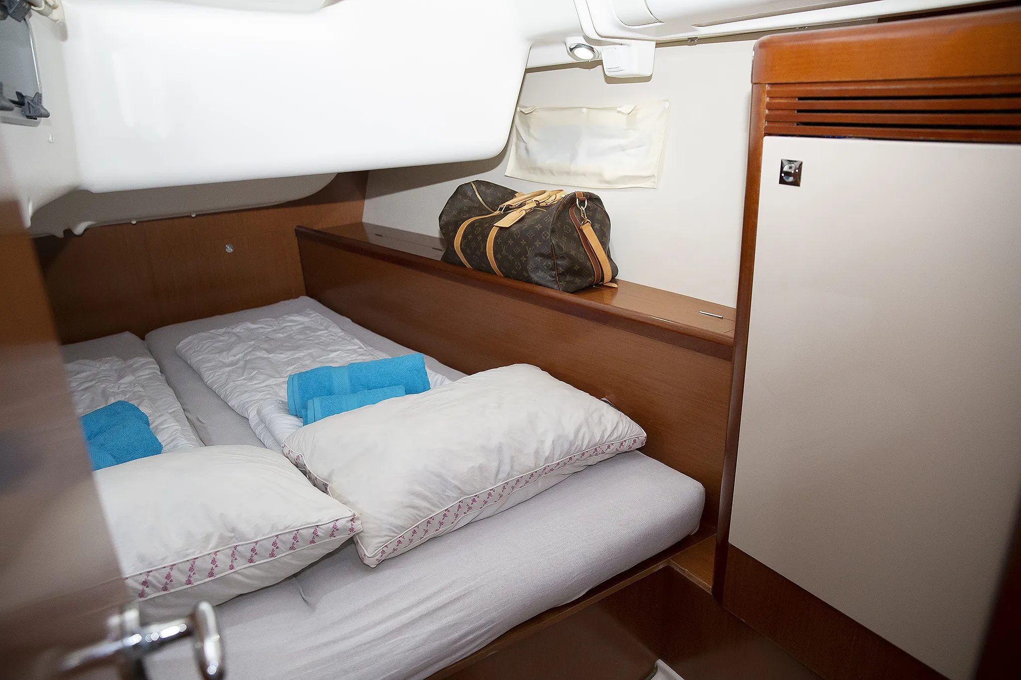 Oceanis 40 Marco Polo — yacht photo 5