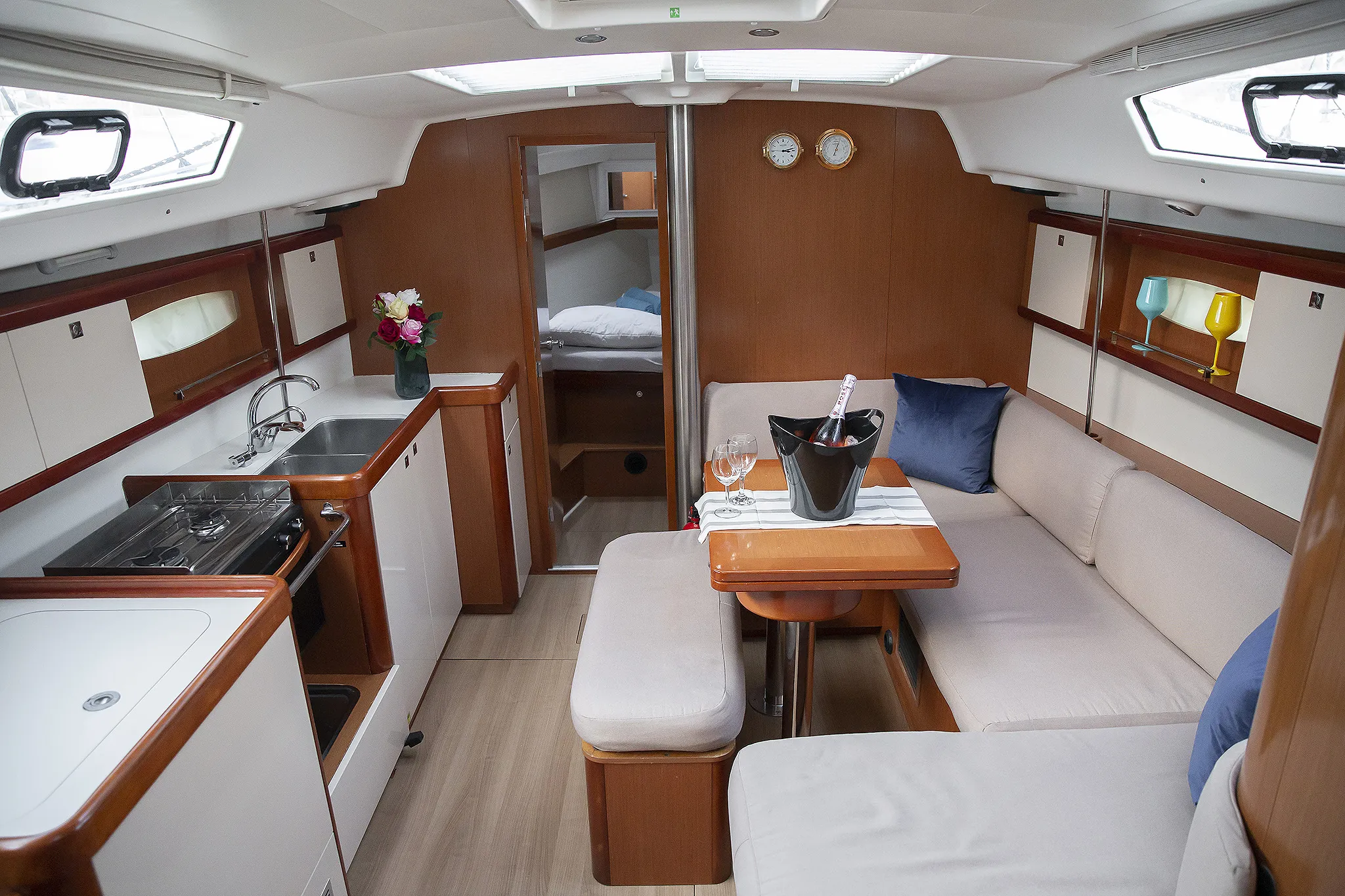 Oceanis 40 Marco Polo — yacht photo 25