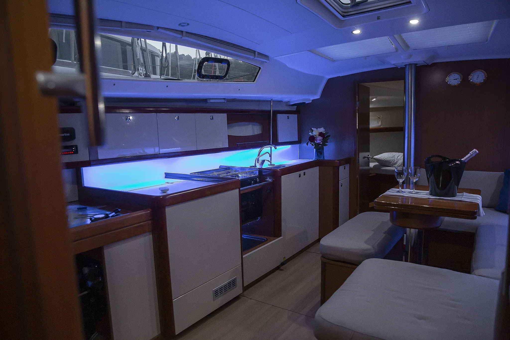 Oceanis 40 Marco Polo — yacht photo 8