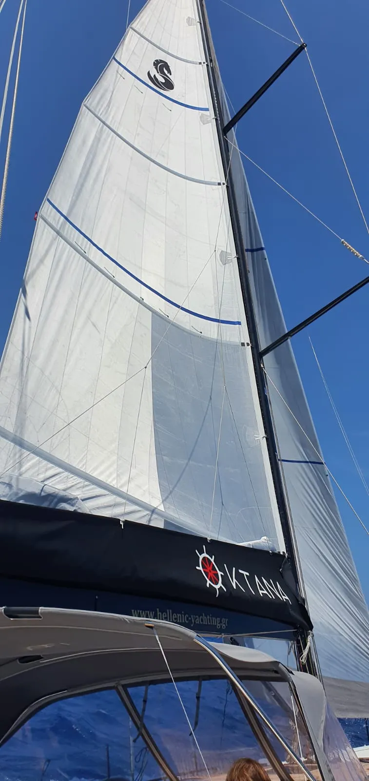 First 53 Oktana — yacht photo 15