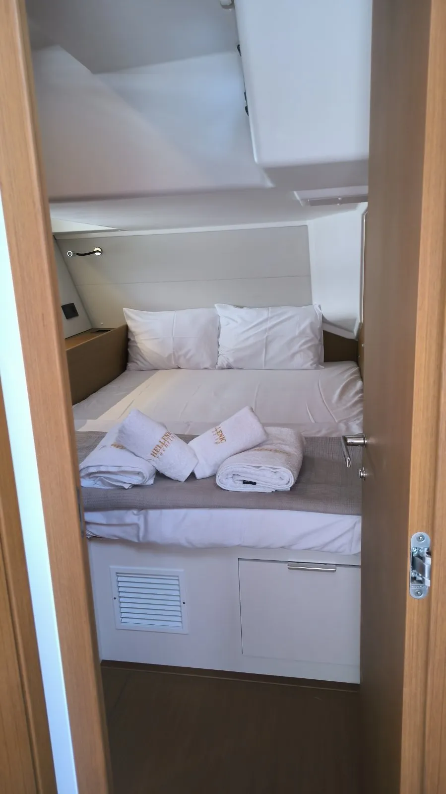 First 53 Oktana — yacht photo 2