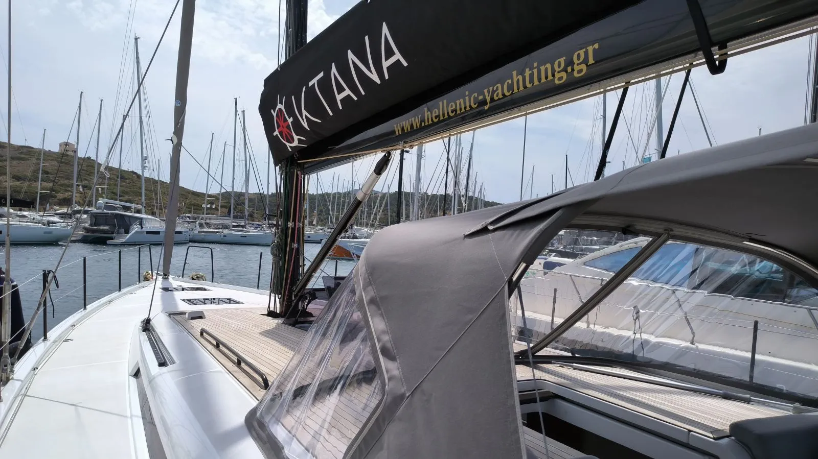 First 53 Oktana — yacht photo 19