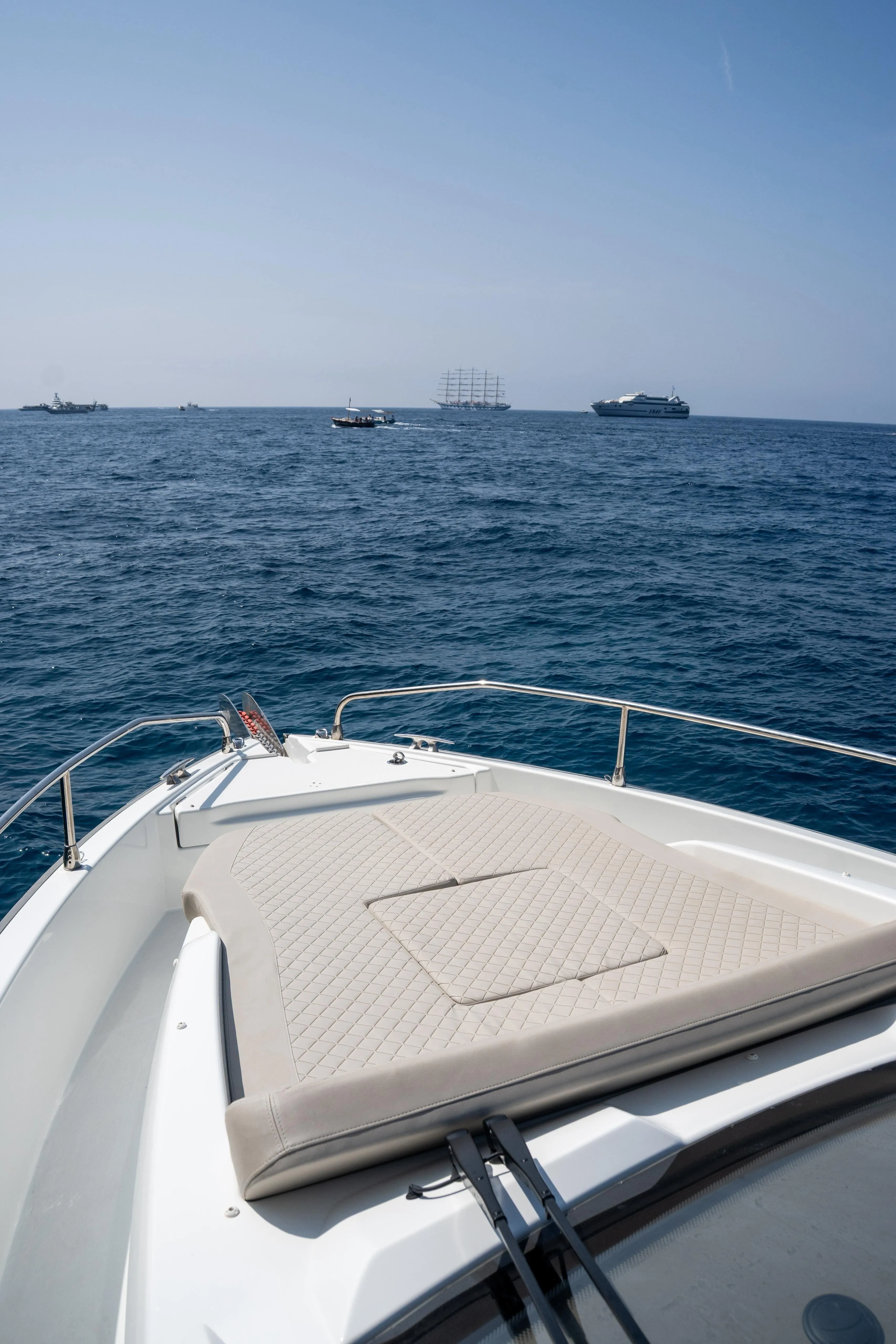 Jeanneau DB/37 The Beginning — yacht photo 10