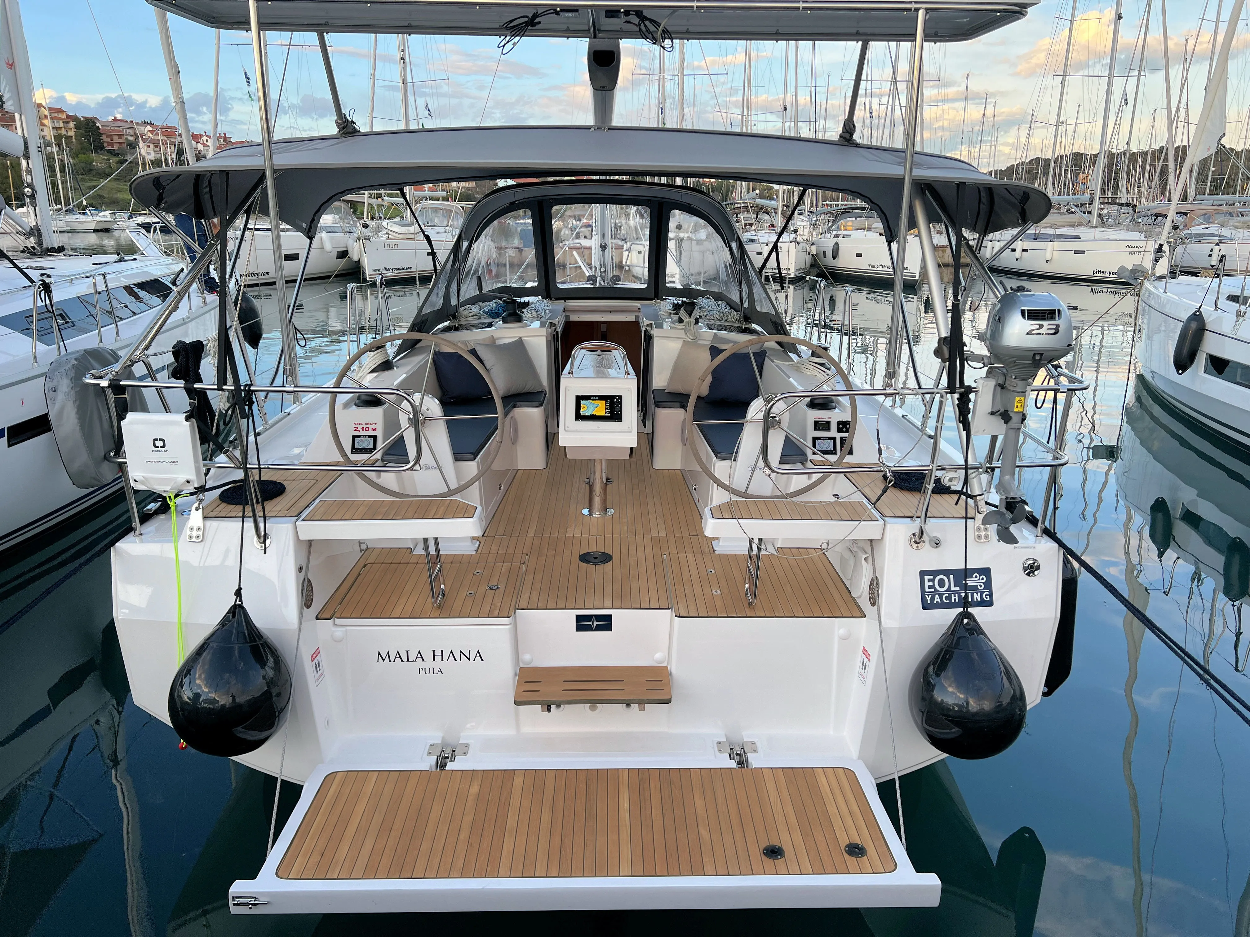 Bavaria C38 Mala Hana — фотография яхты 31