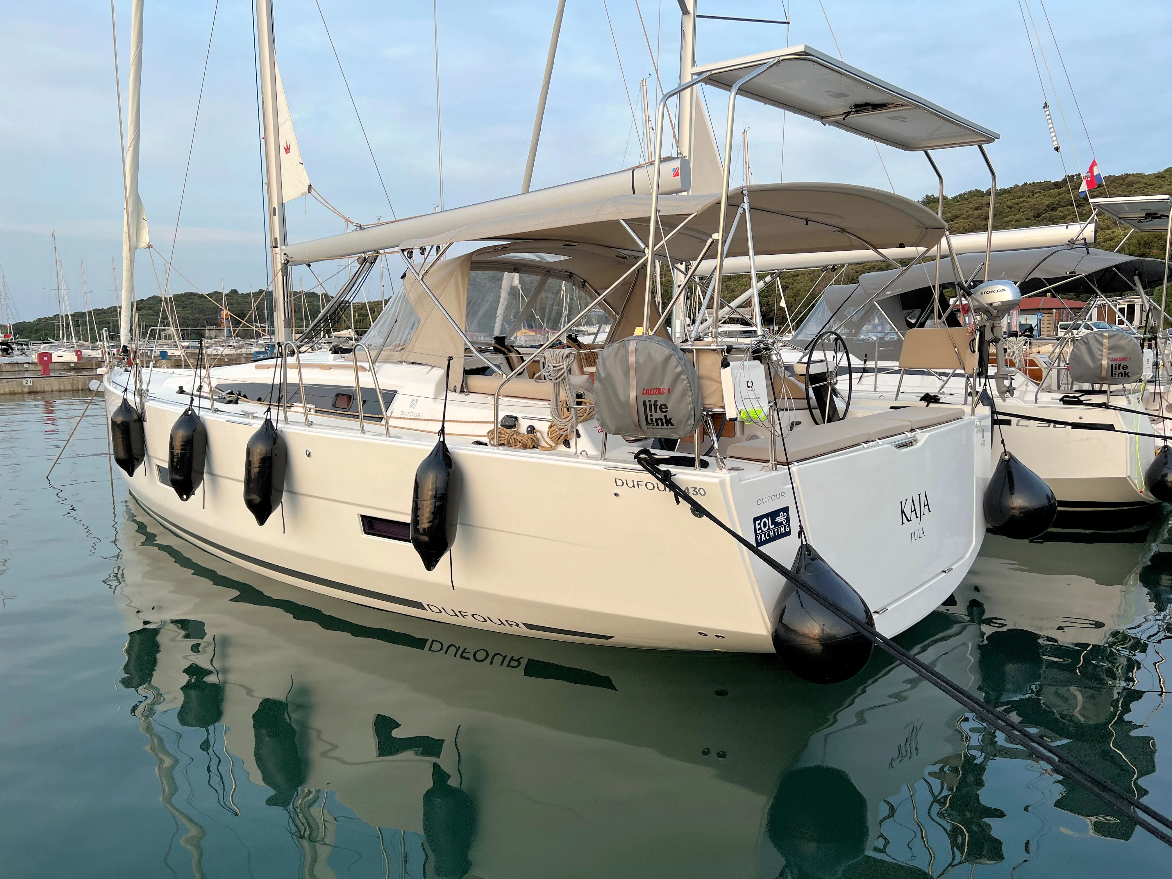 Dufour 430 Kaja — фотография яхты 22
