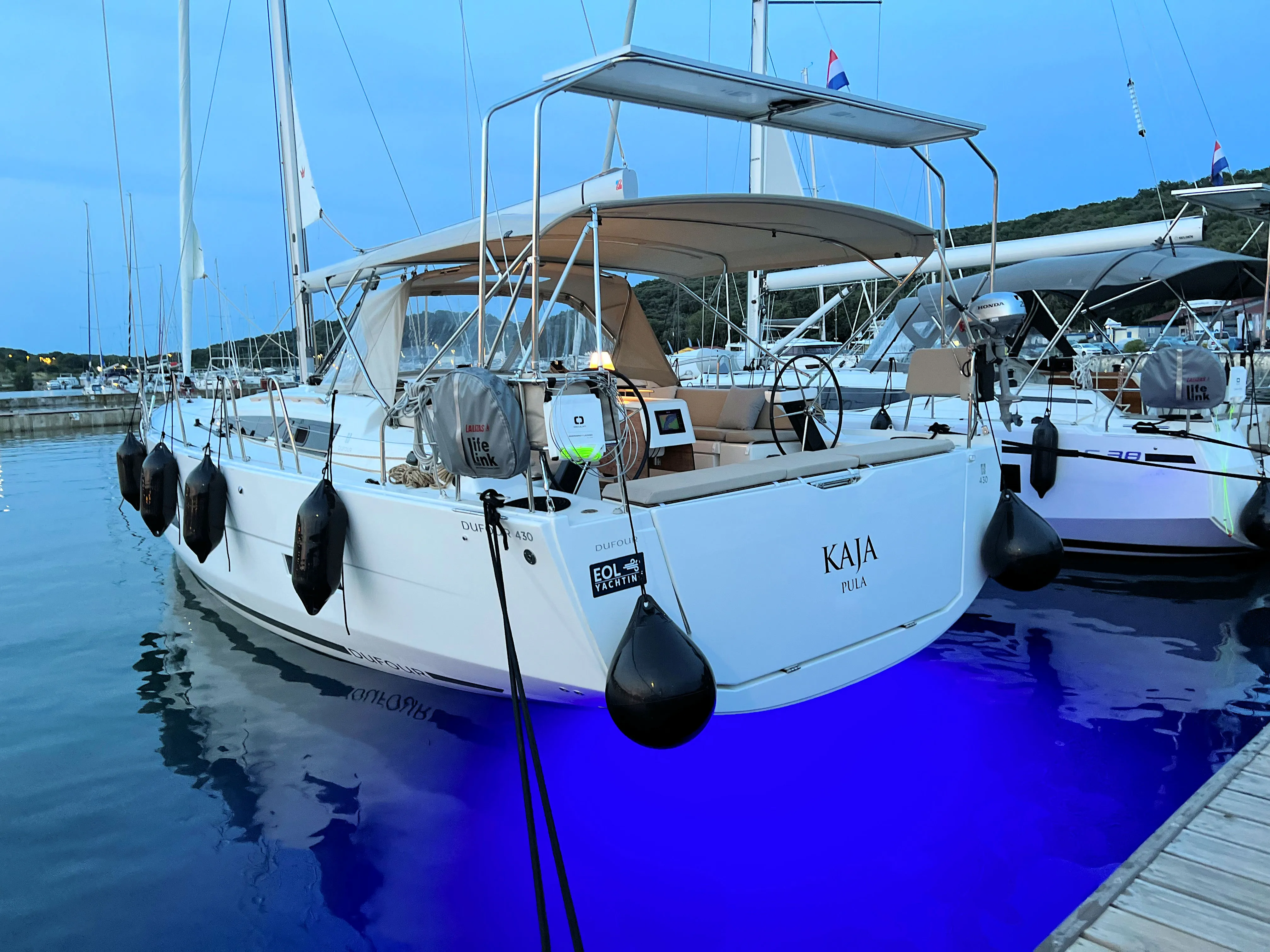 Dufour 430 Kaja — фотография яхты 25