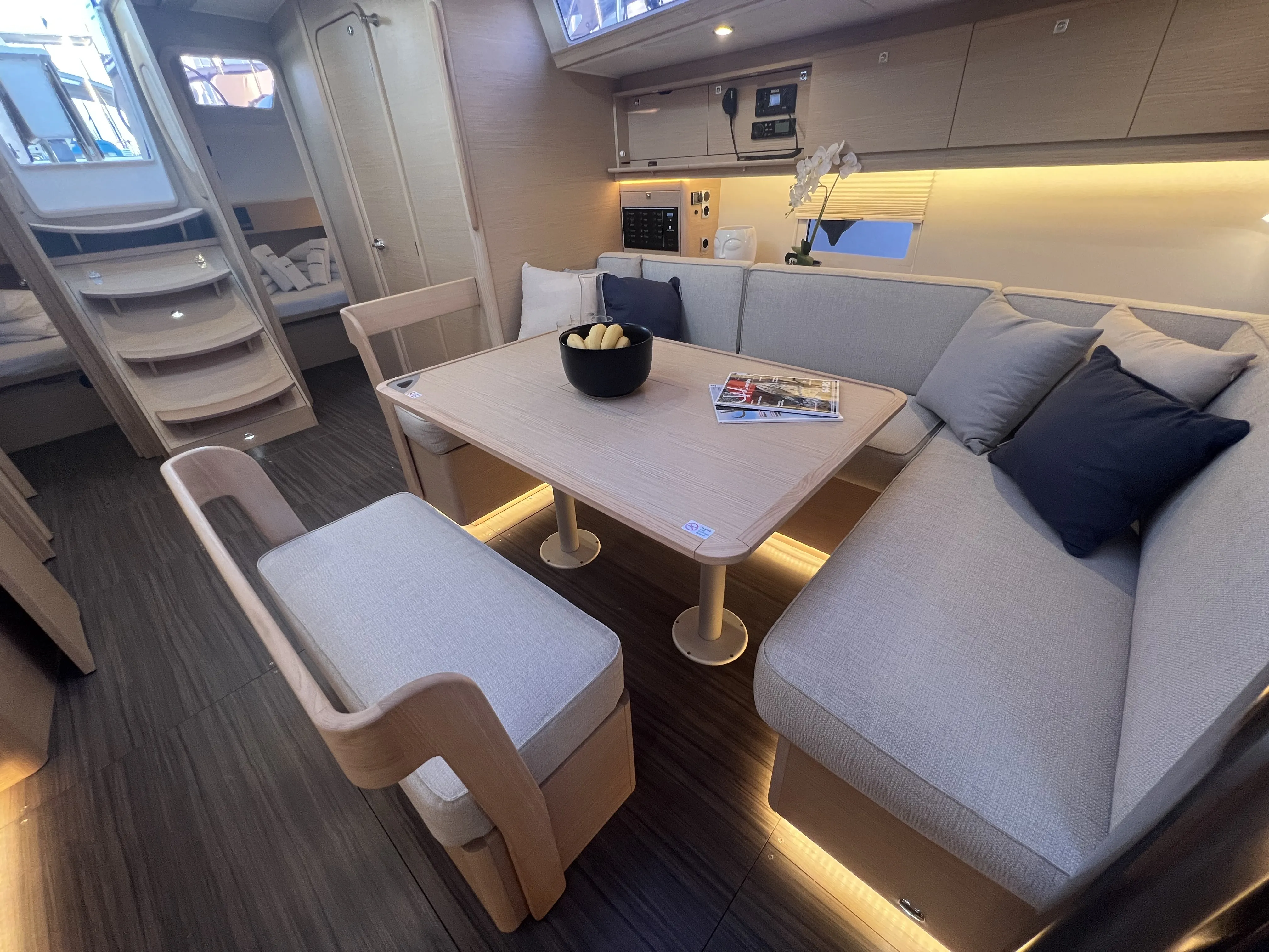 Dufour 430 Kaja — фотография яхты 19
