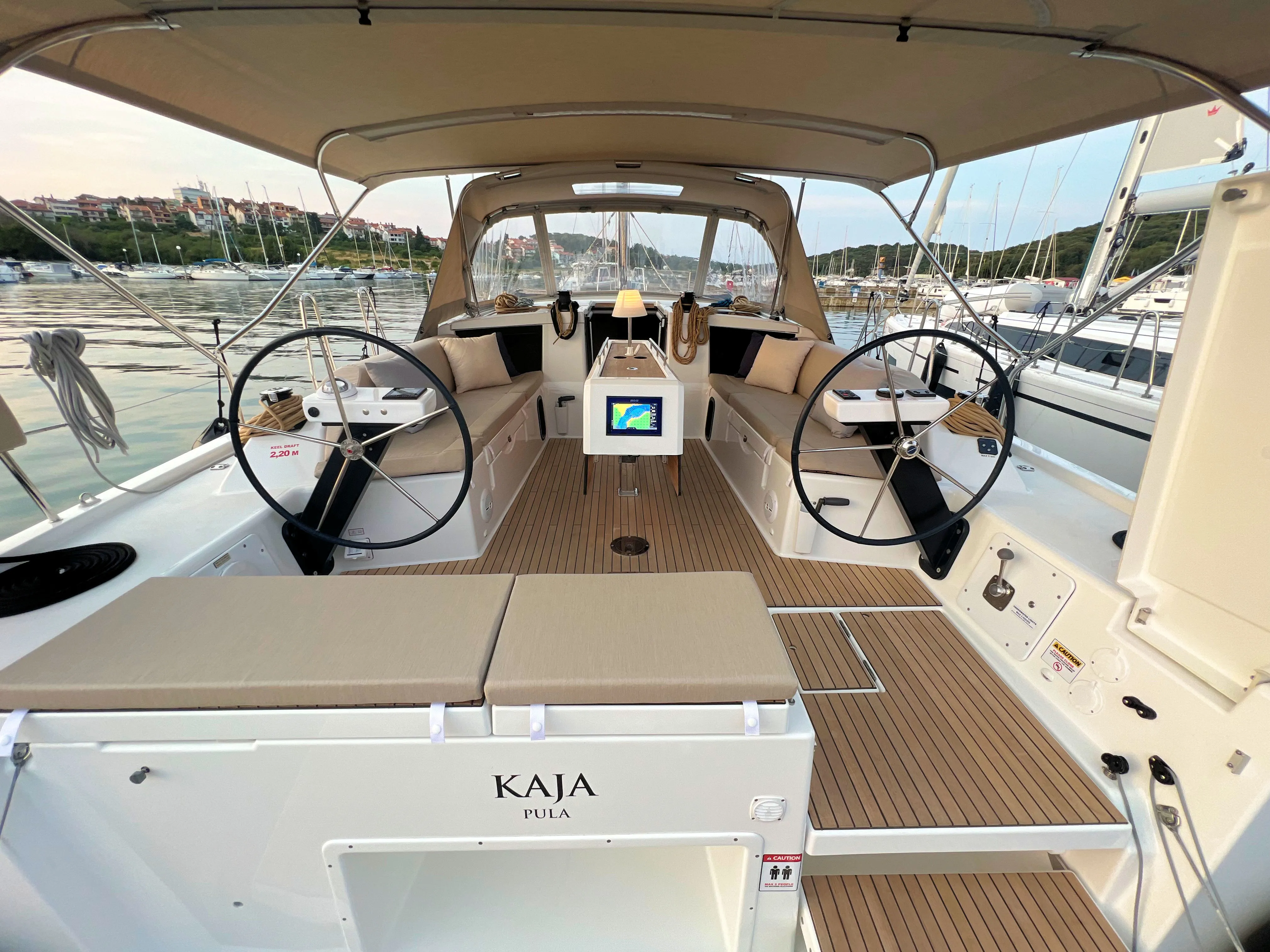Dufour 430 Kaja — фотография яхты 13