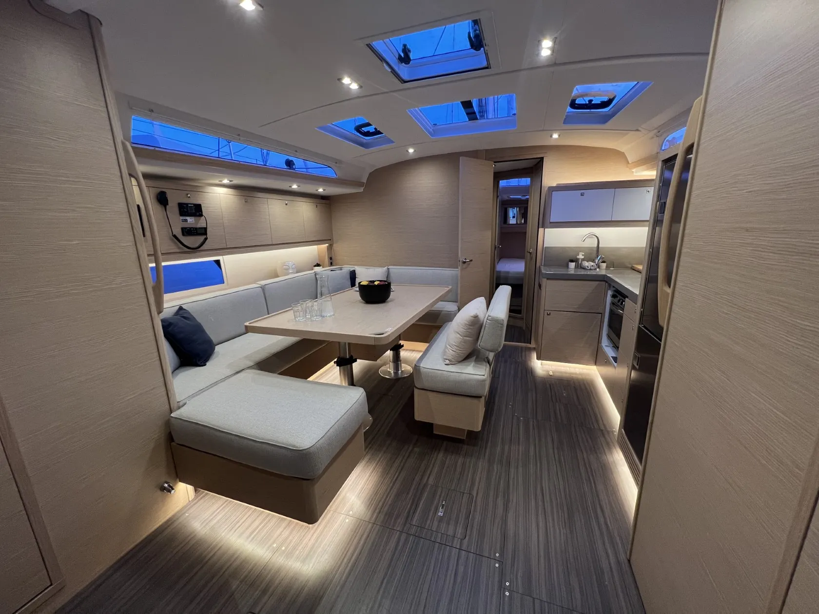 Dufour 470 Andreja — фотография яхты 23