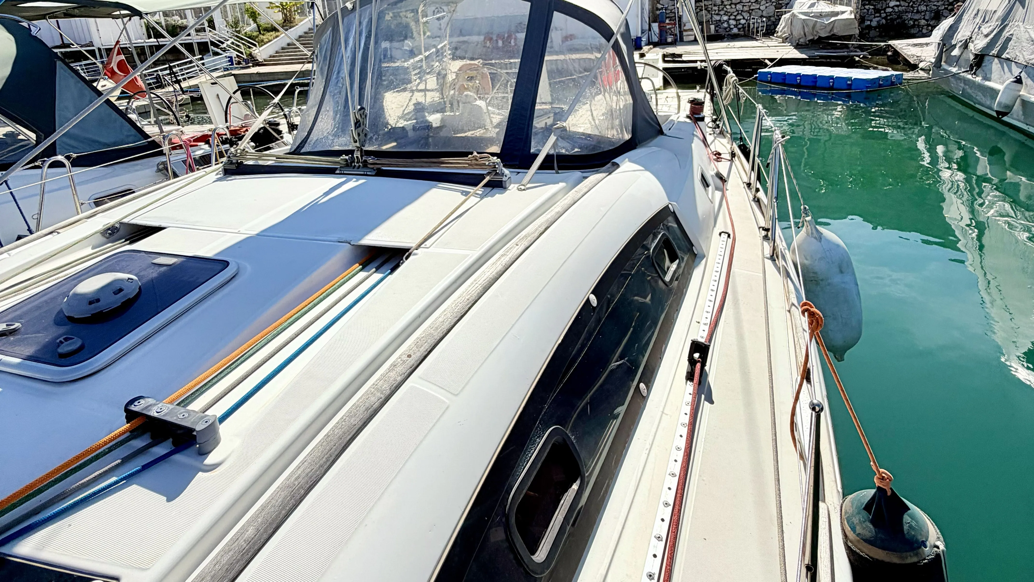 Oceanis 40 Classic — фотография яхты 1