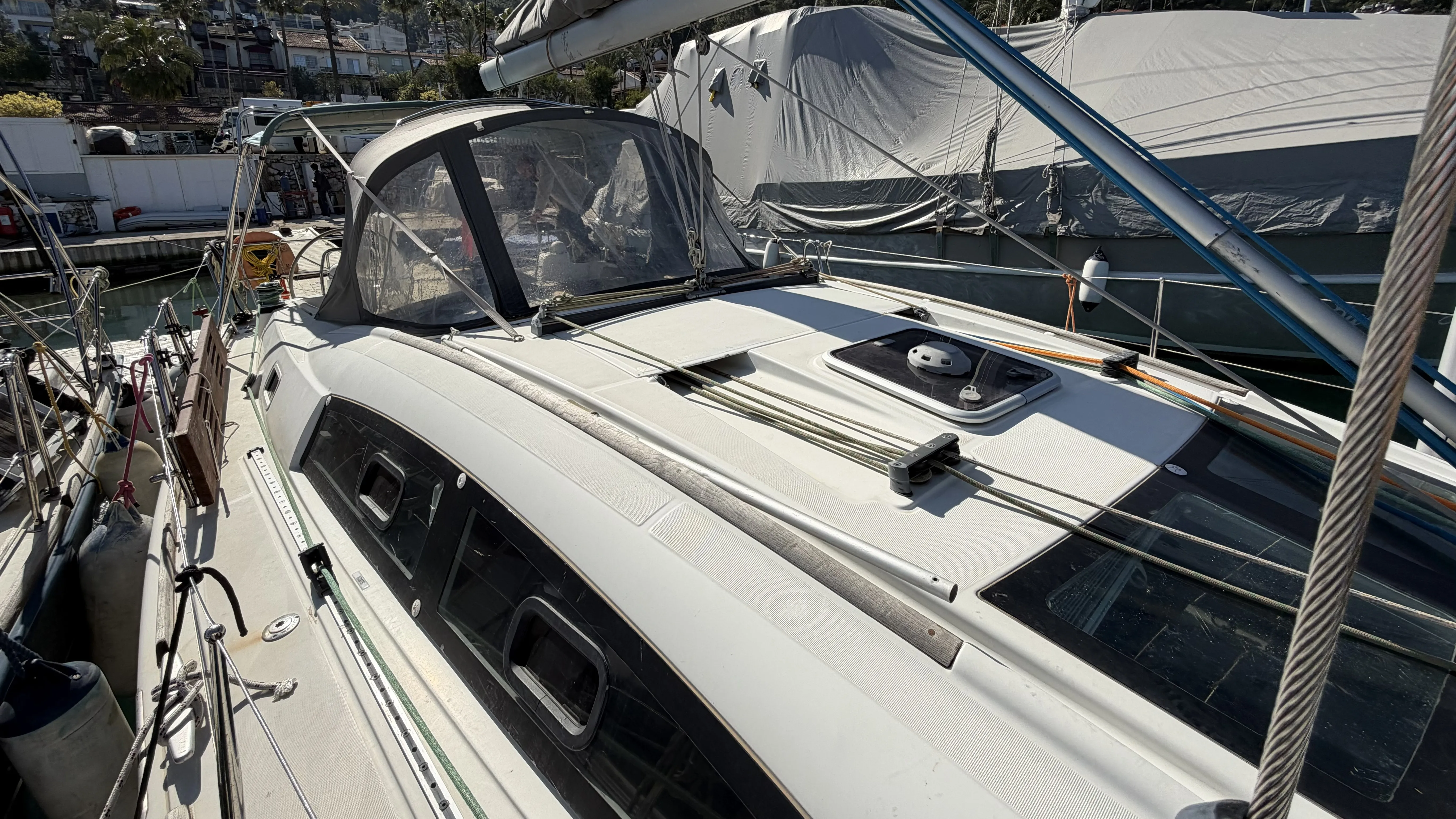 Oceanis 40 Classic — фотография яхты 10