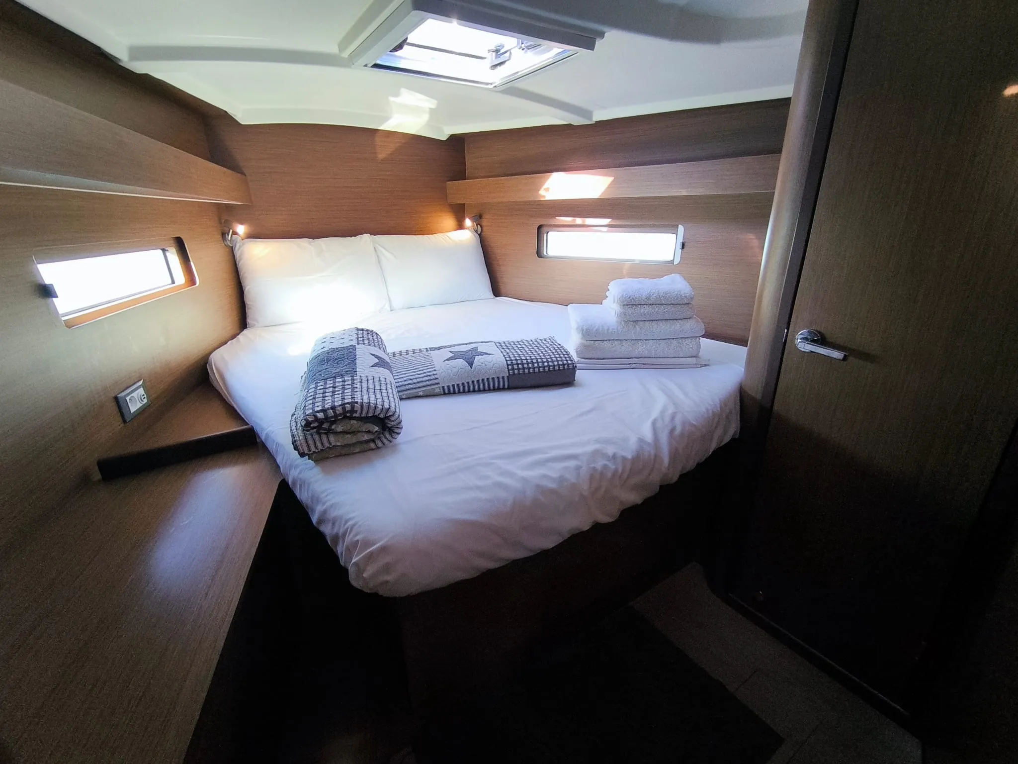 Oceanis 40.1 Avra — фотография яхты 10