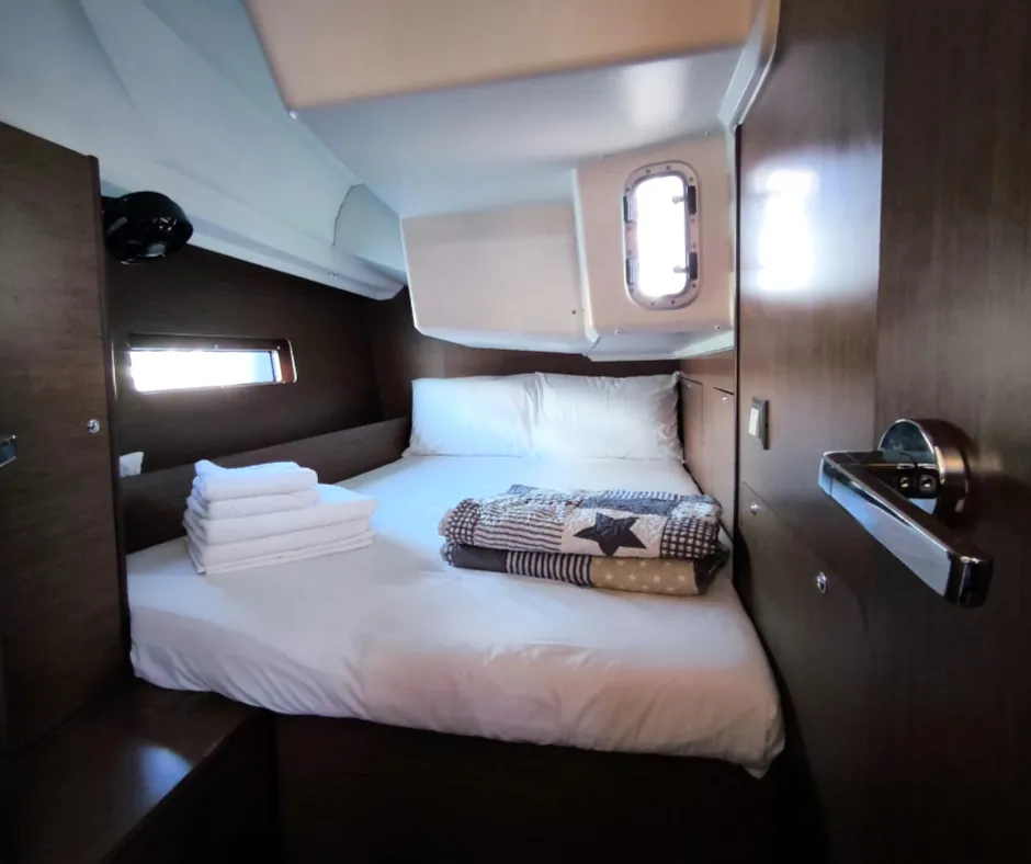 Oceanis 40.1 Avra — фотография яхты 2