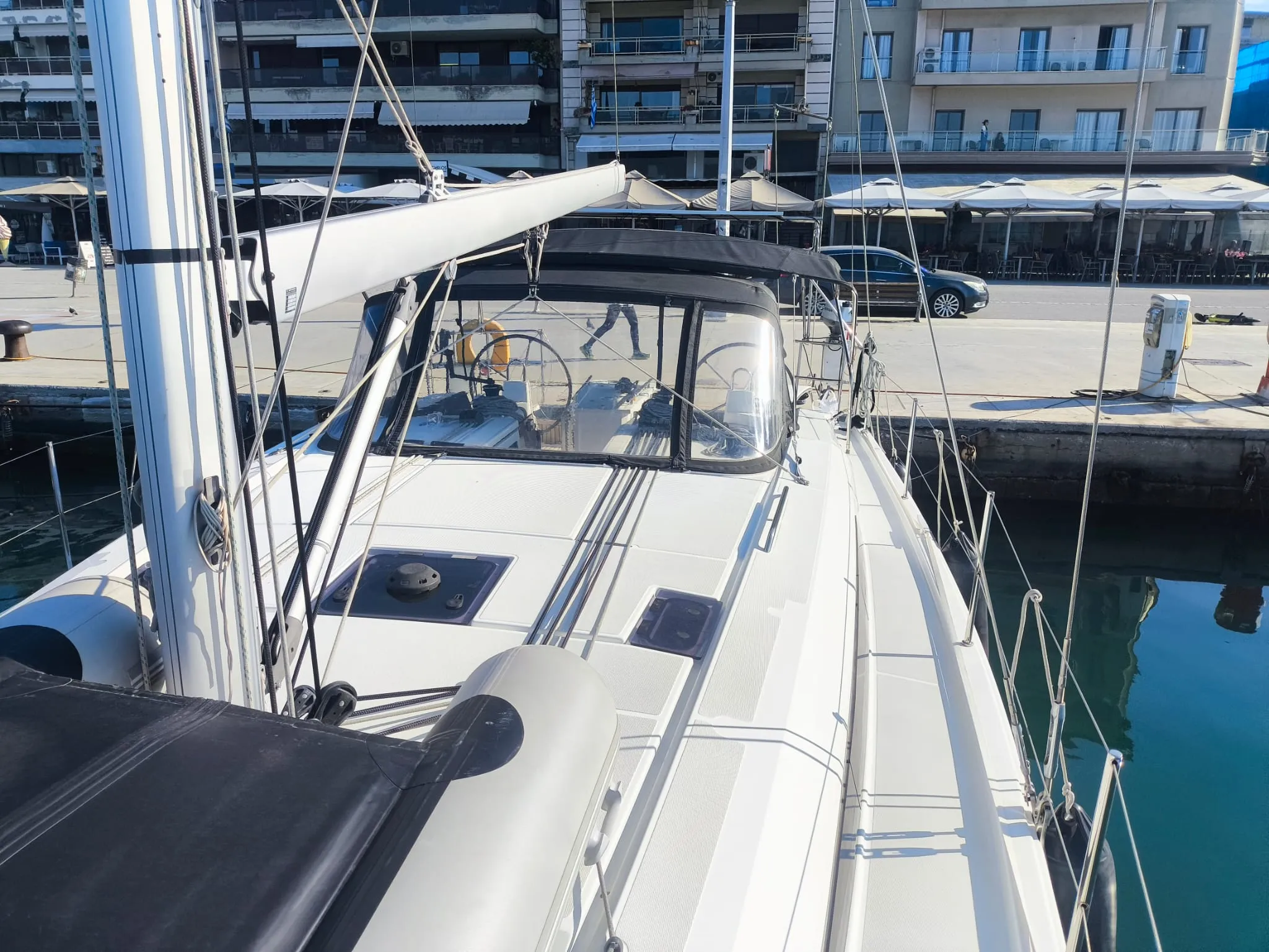 Oceanis 40.1 Avra — фотография яхты 12