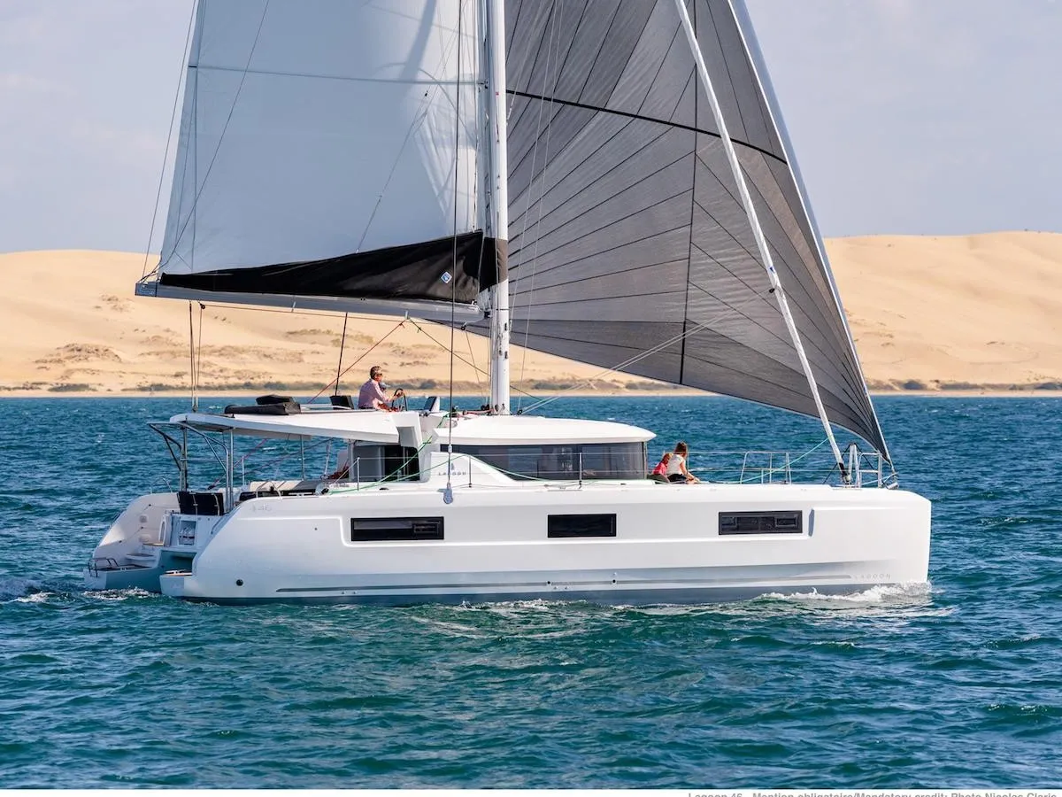 Lagoon 46 Waikiki Ocean — фотография яхты 1