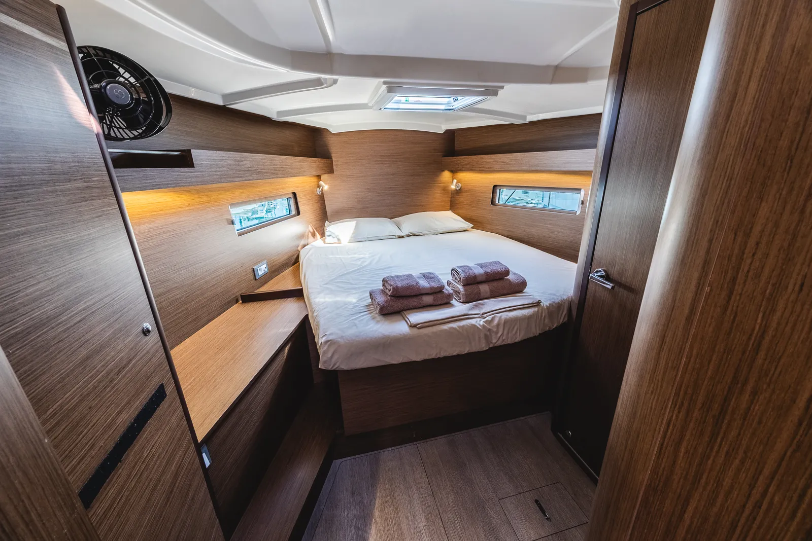 Oceanis 40.1 Elma Built 2022 — jahtikuva 2