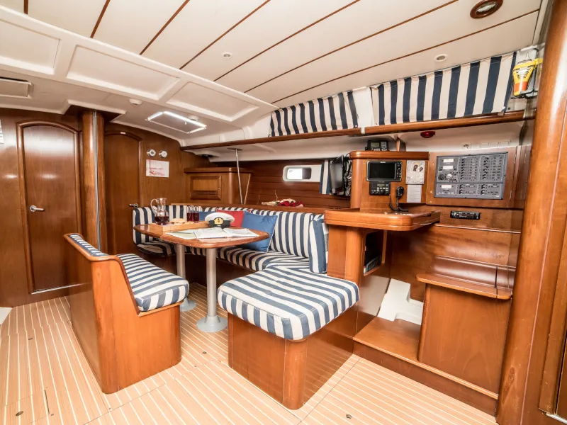 Oceanis 473 Vori — снимка на яхтата 25