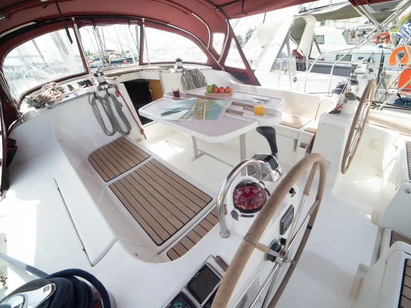 Oceanis 473 Vori — снимка на яхтата 14