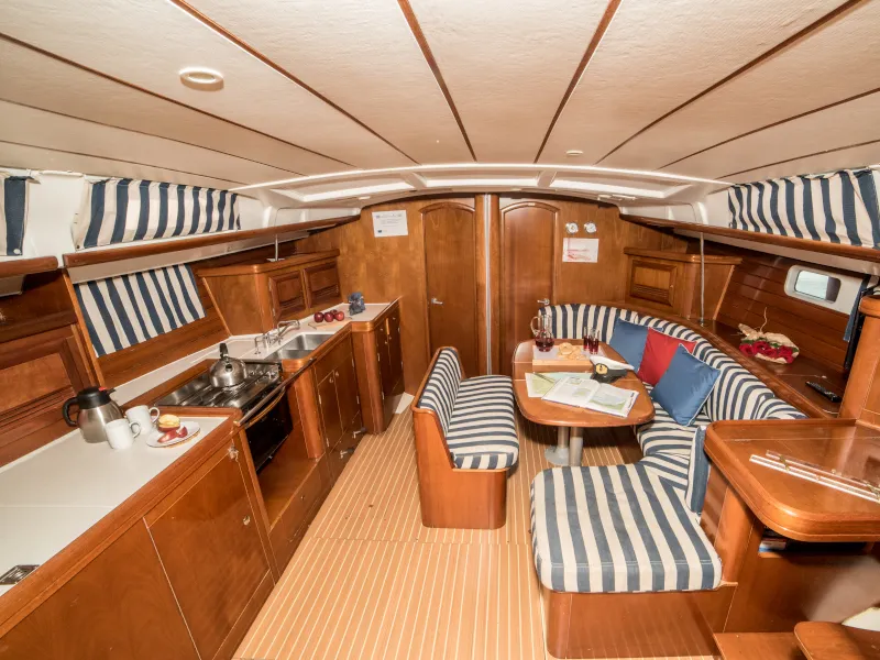Oceanis 473 Vori — снимка на яхтата 24