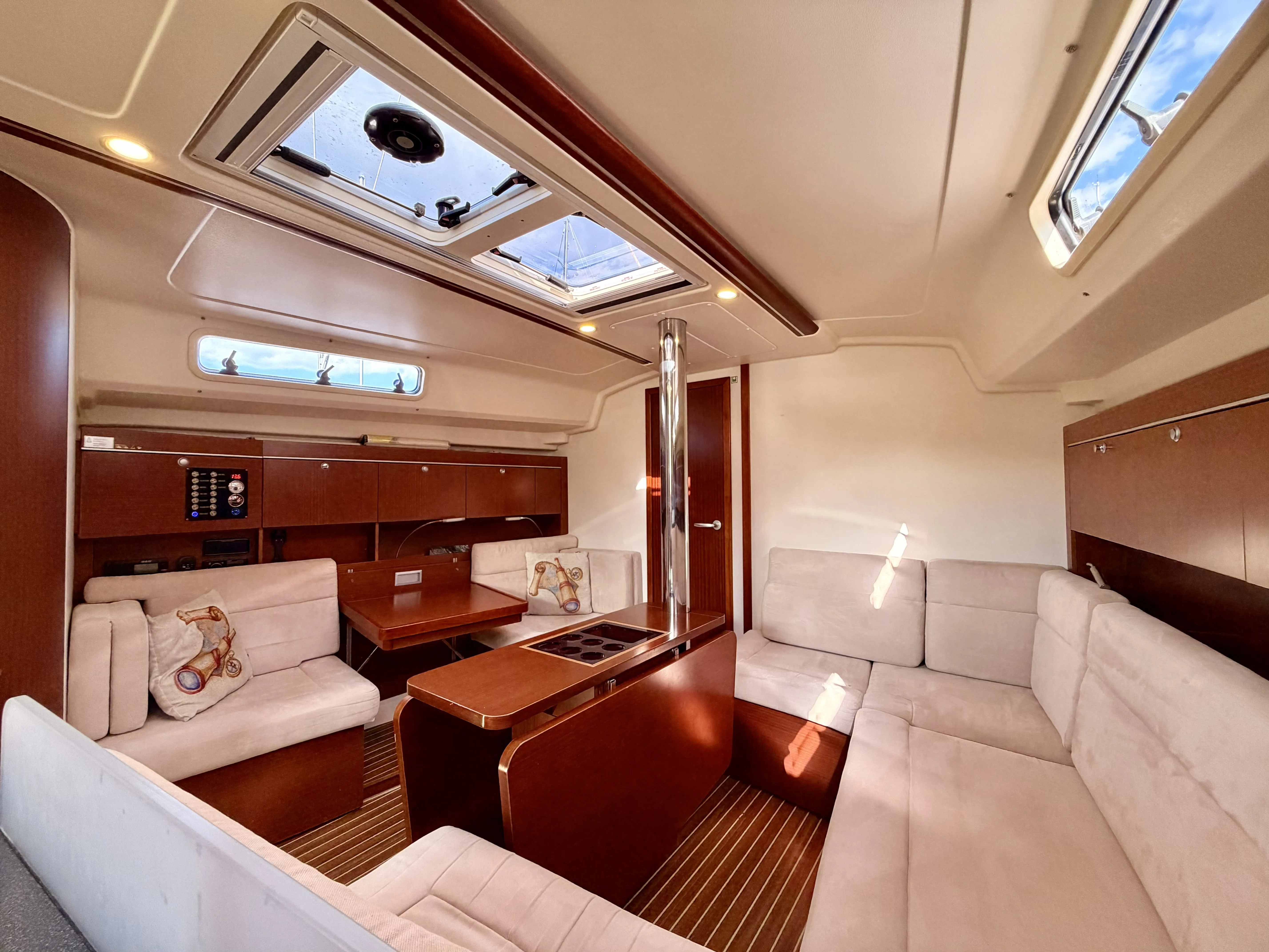 Hanse 415 Premium — снимка на яхтата 23