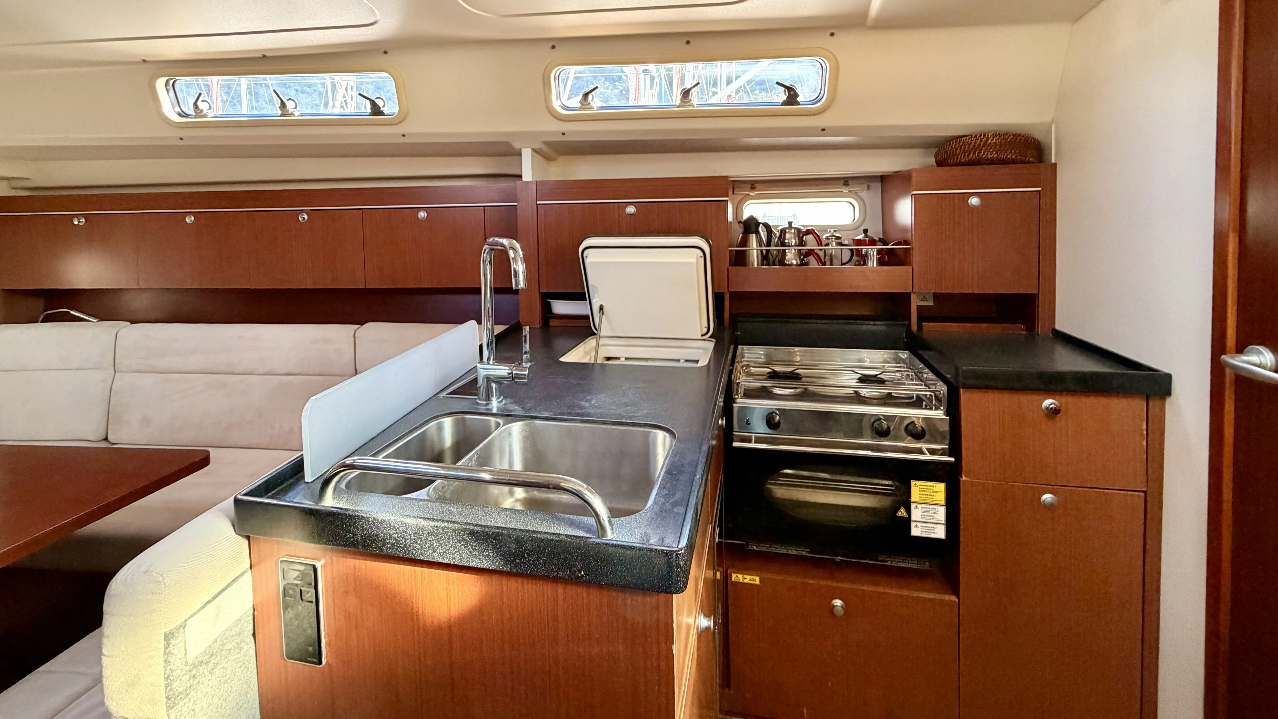Hanse 415 Premium — снимка на яхтата 16