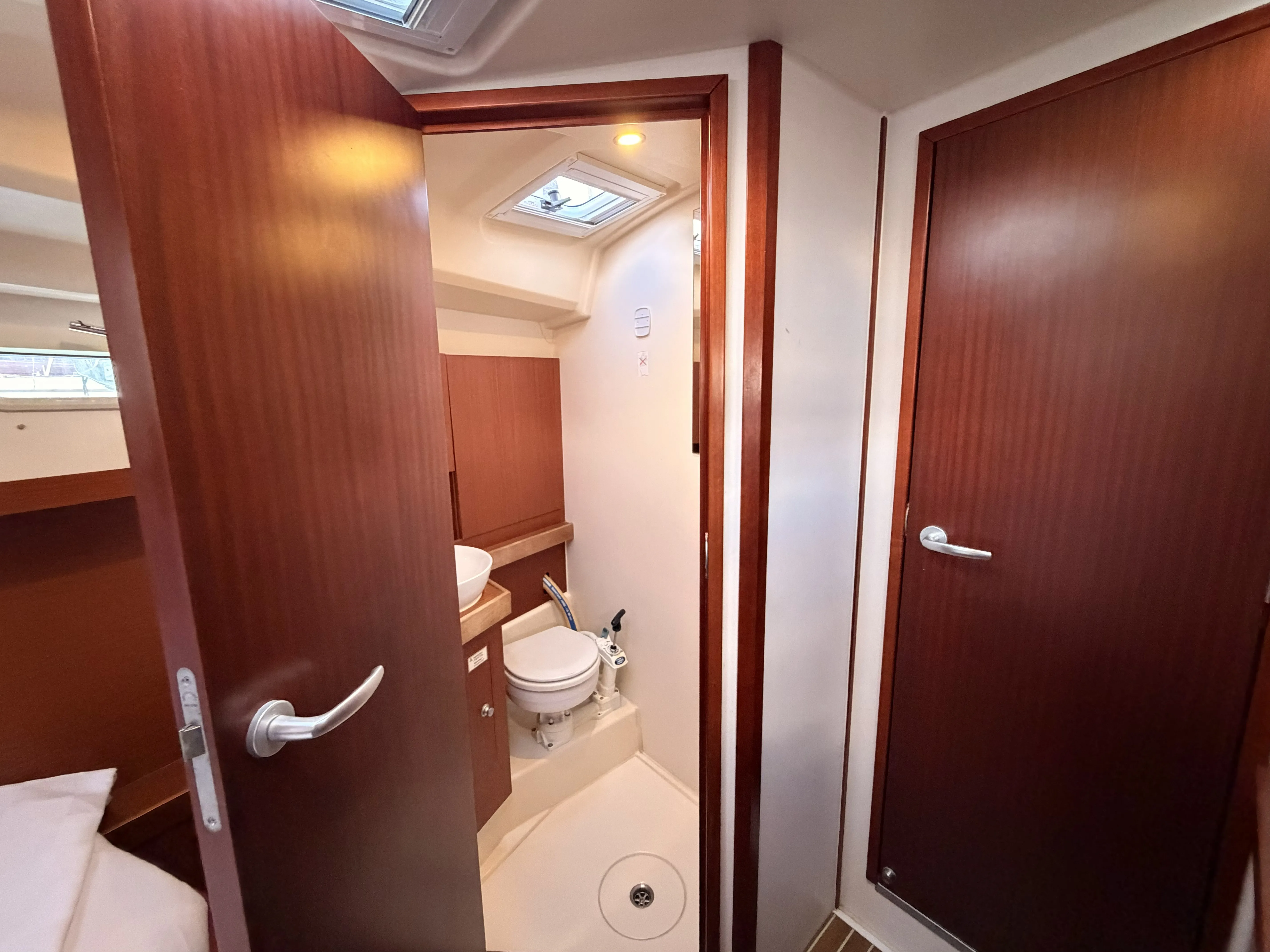 Hanse 415 Premium — снимка на яхтата 12