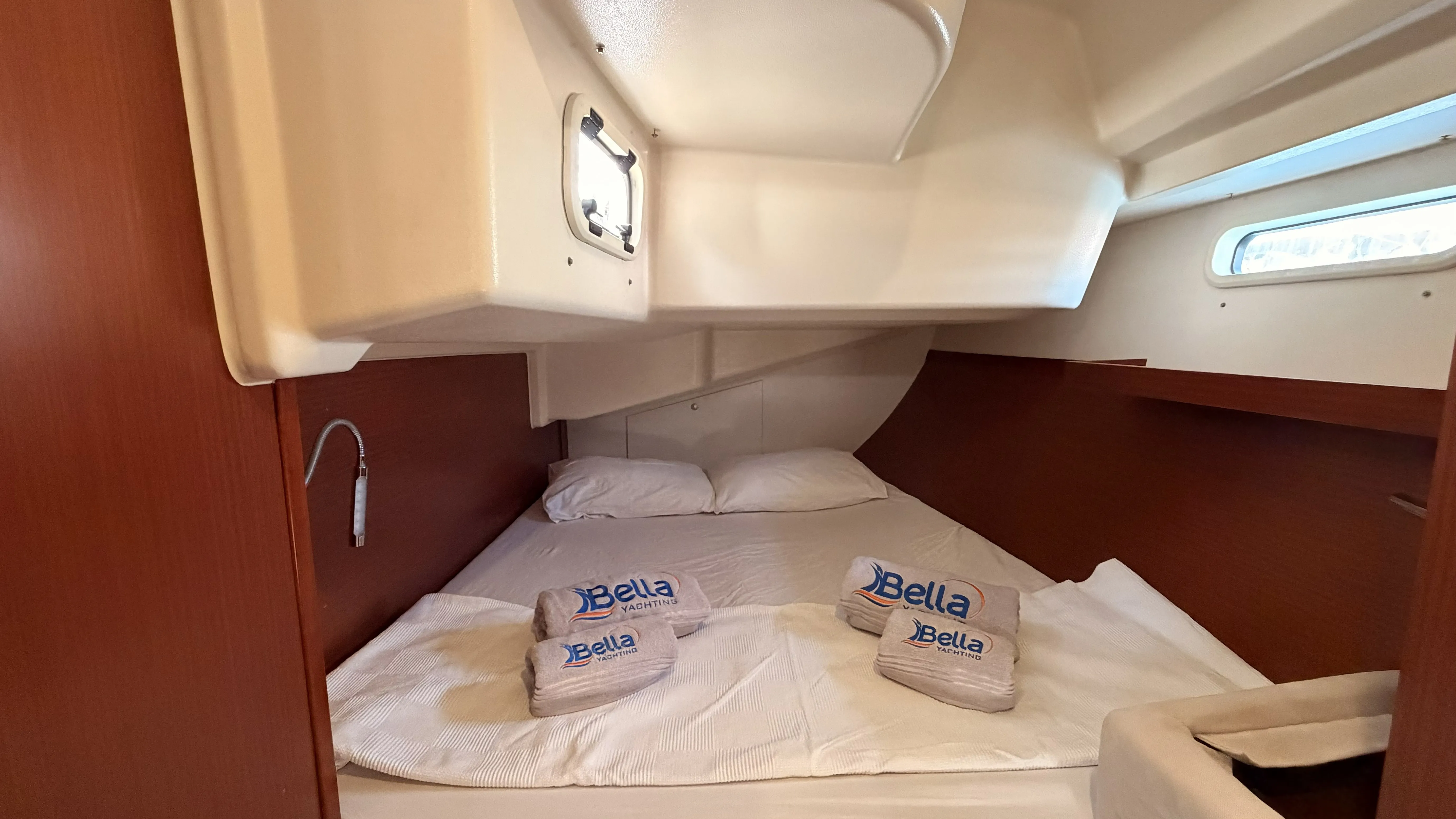 Hanse 415 Premium — снимка на яхтата 4