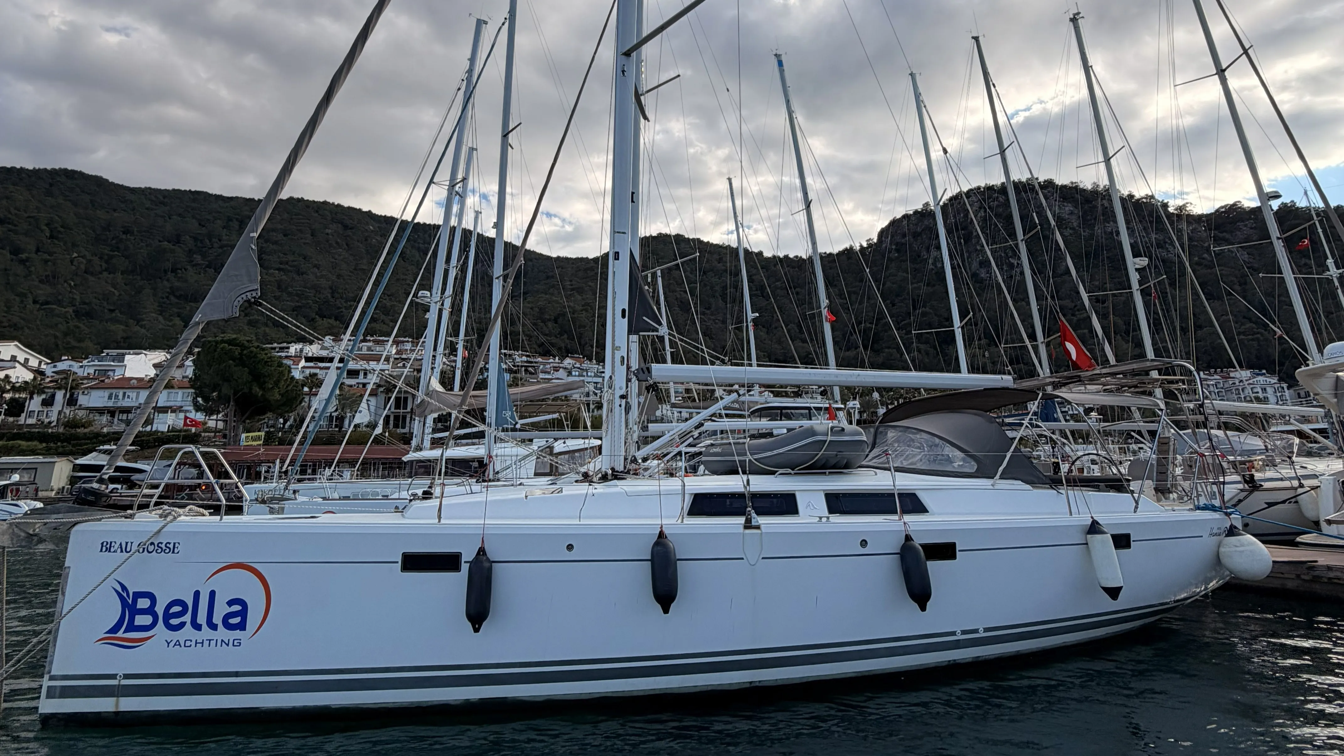 Hanse 415 Premium — снимка на яхтата 6