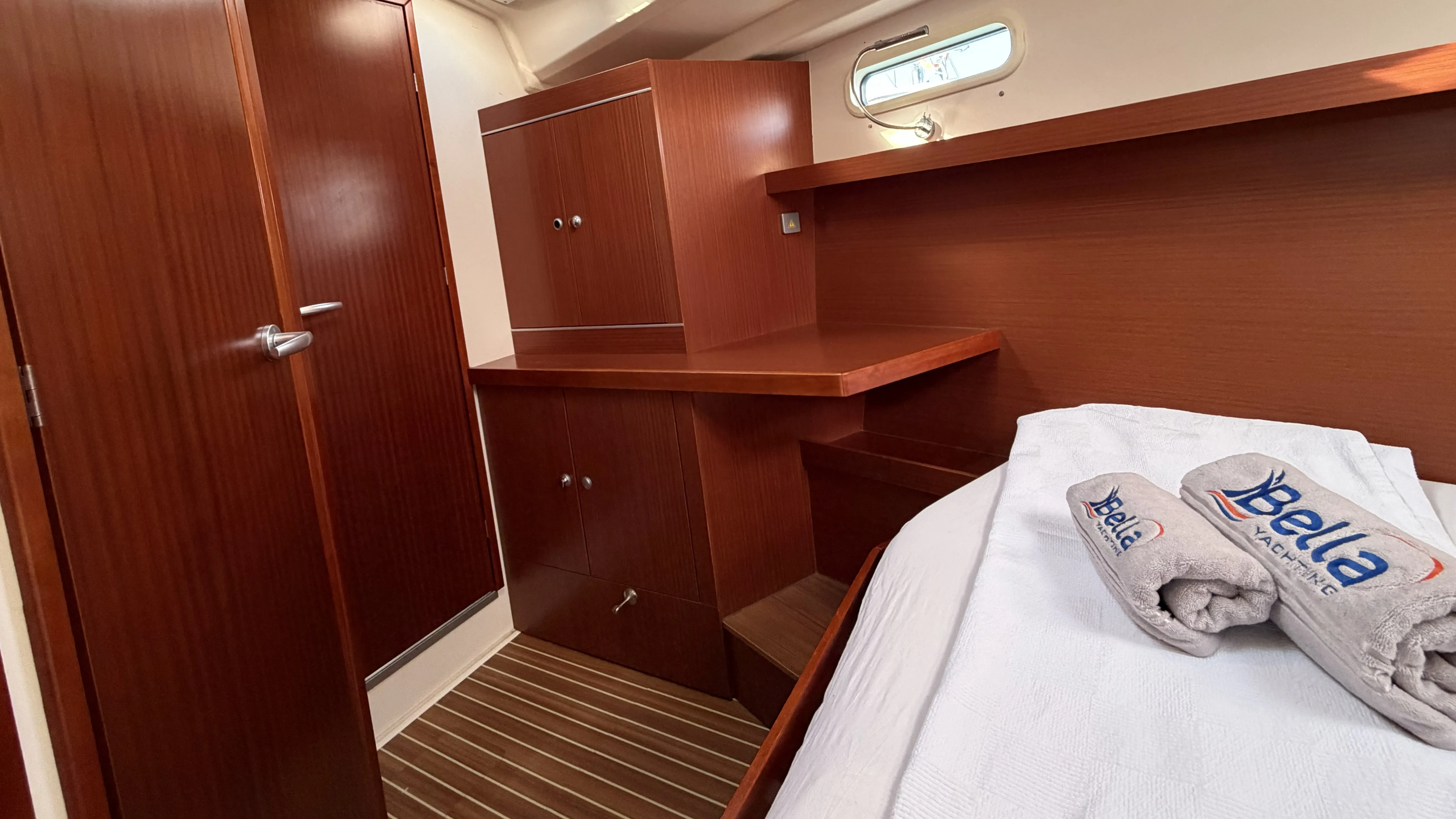 Hanse 415 Premium — снимка на яхтата 7