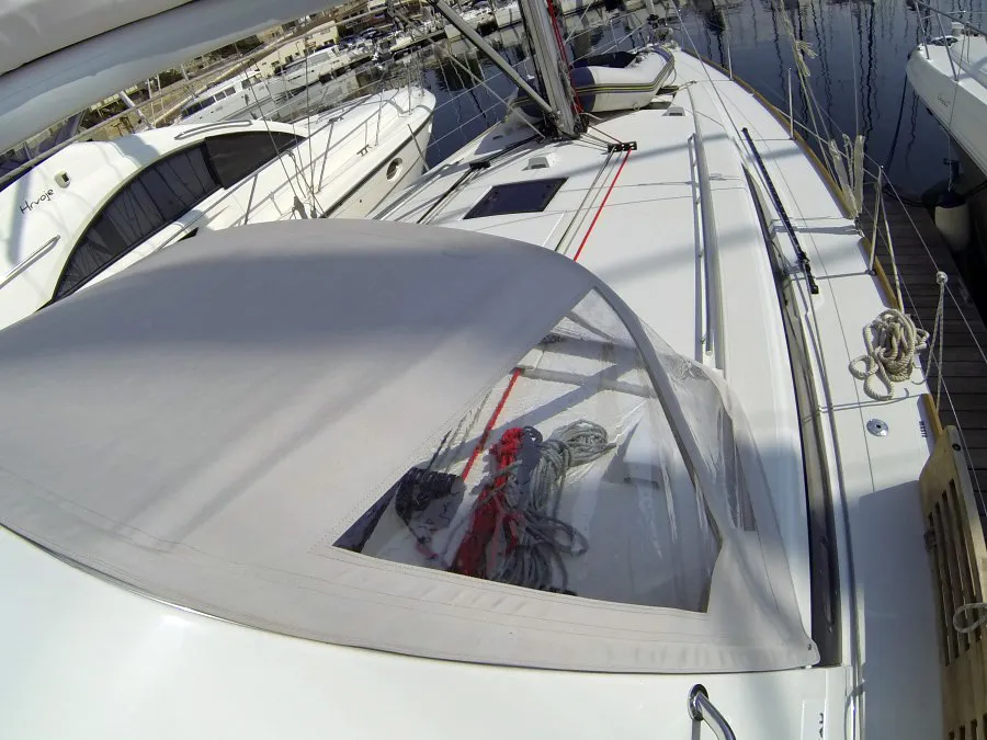 Oceanis 45 Neška II — фотография яхты 22