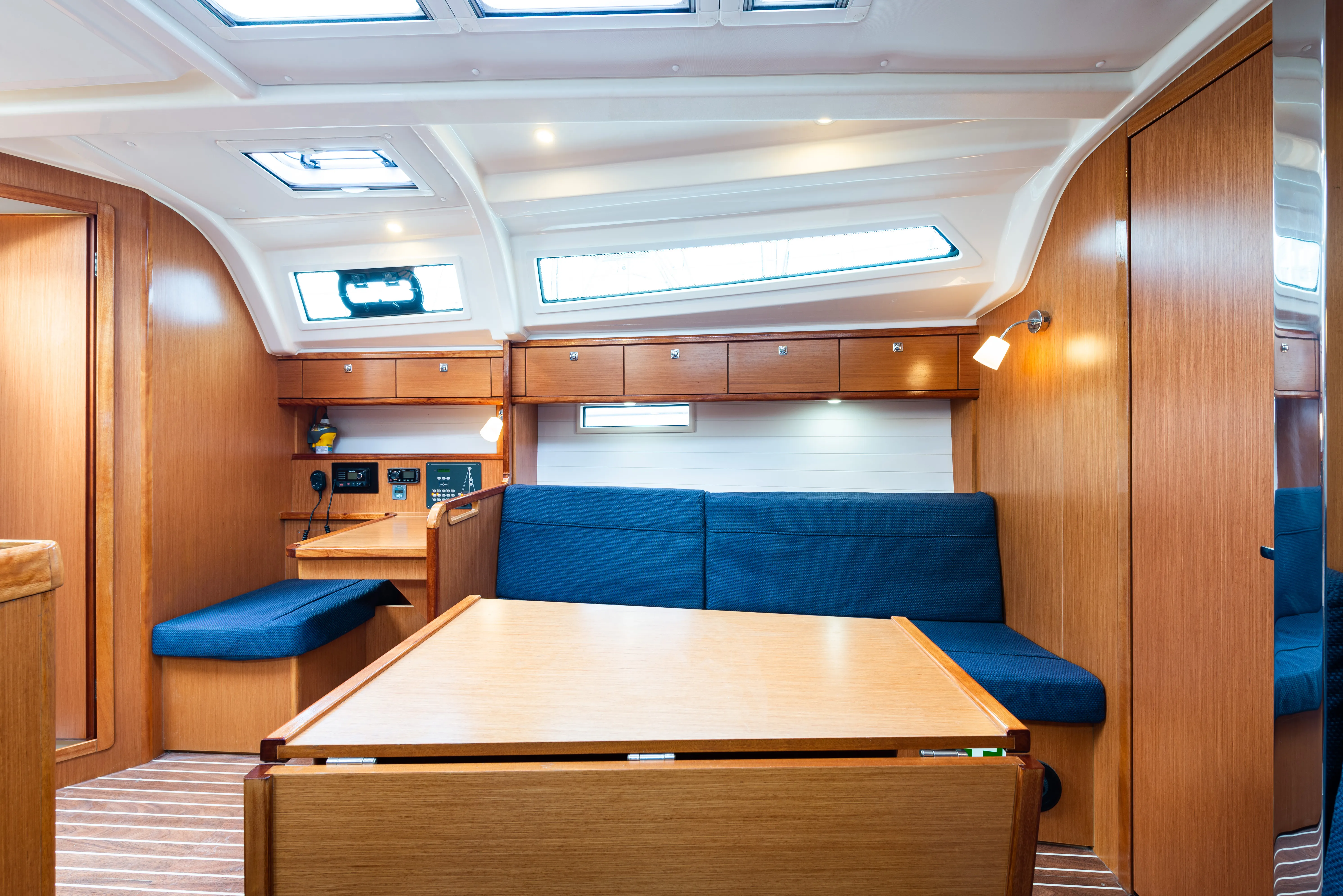 Bavaria 37 Jack Of London — foto dello yacht n. 22