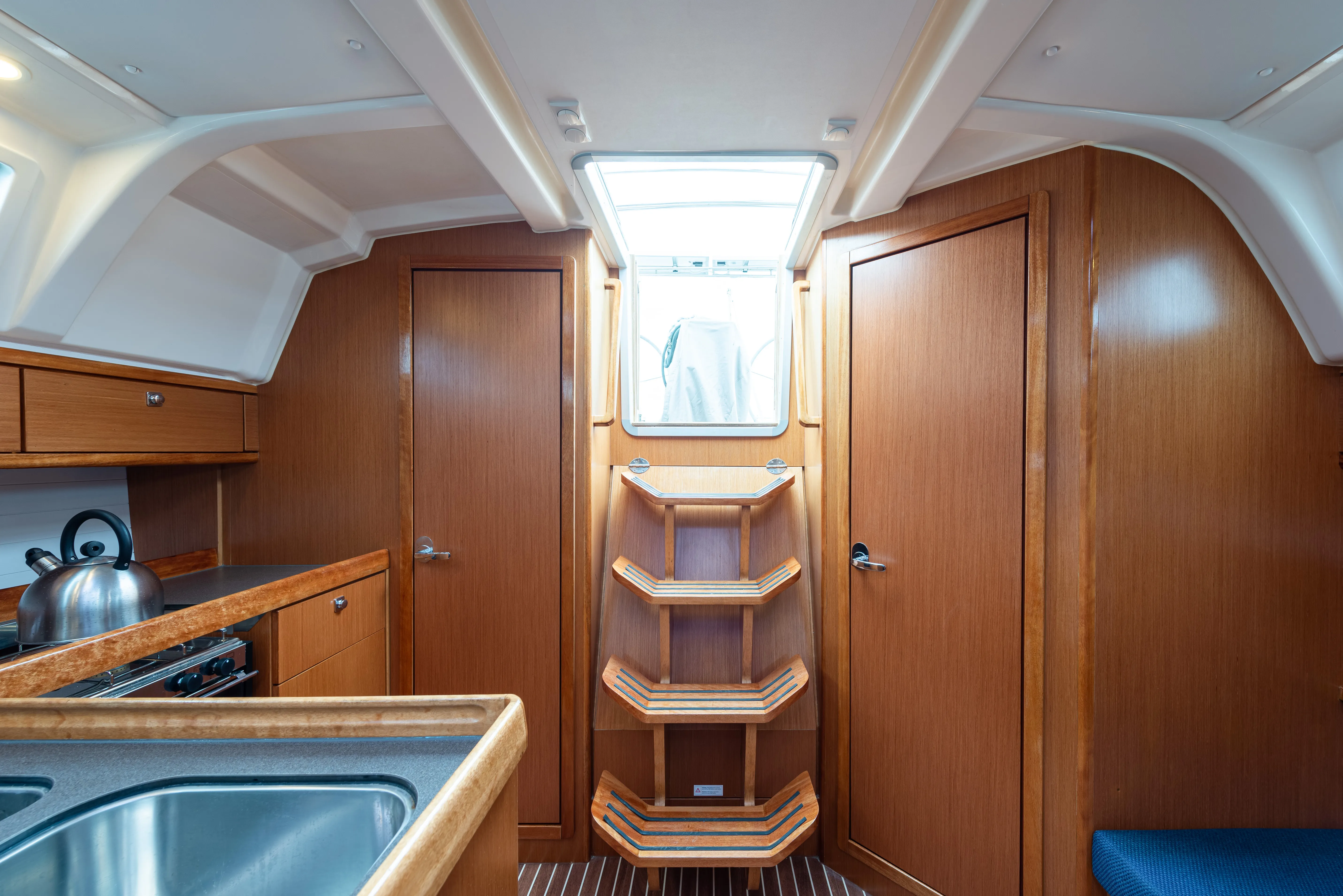 Bavaria 37 Jack Of London — foto dello yacht n. 8