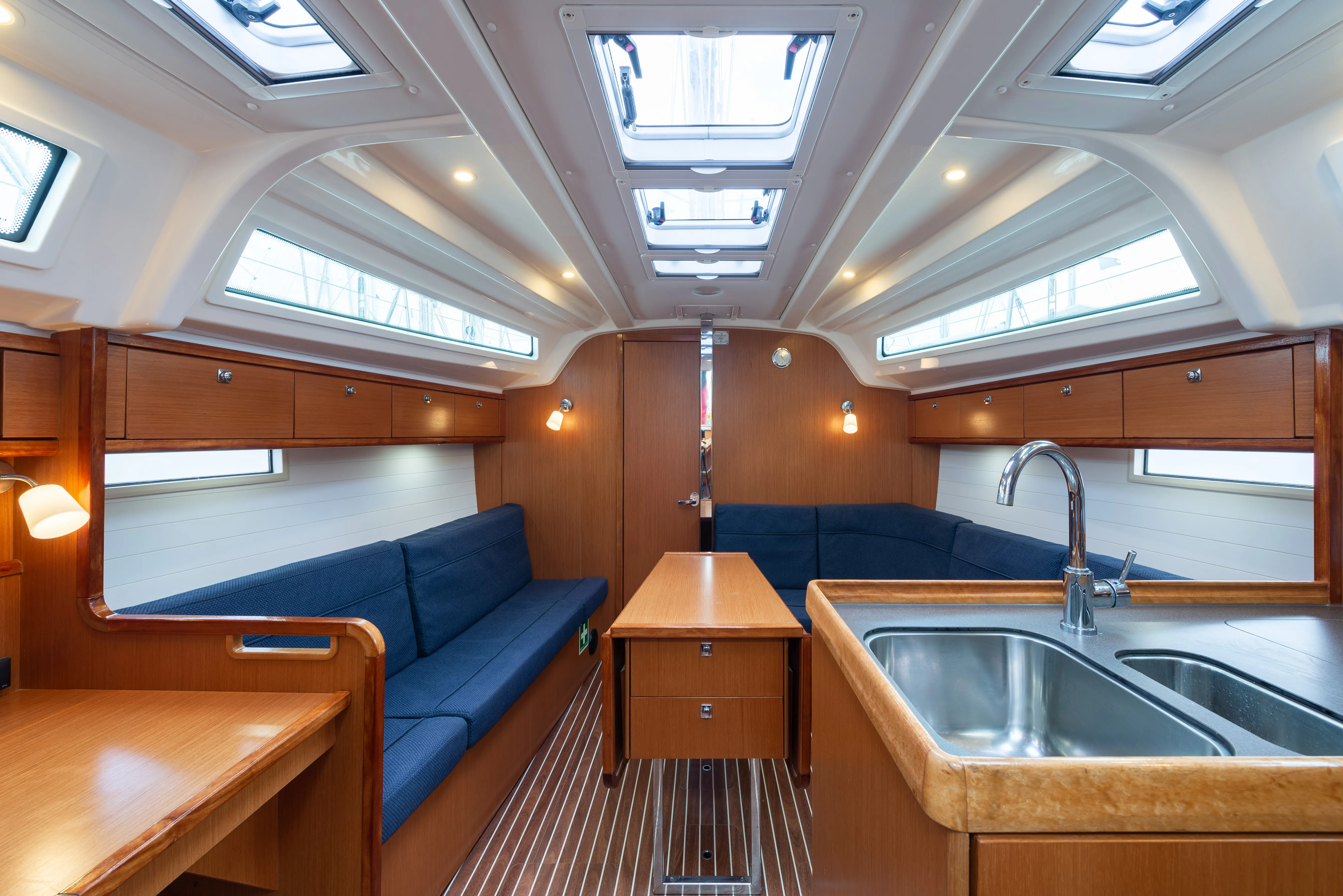 Bavaria 37 Jack Of London — foto dello yacht n. 20