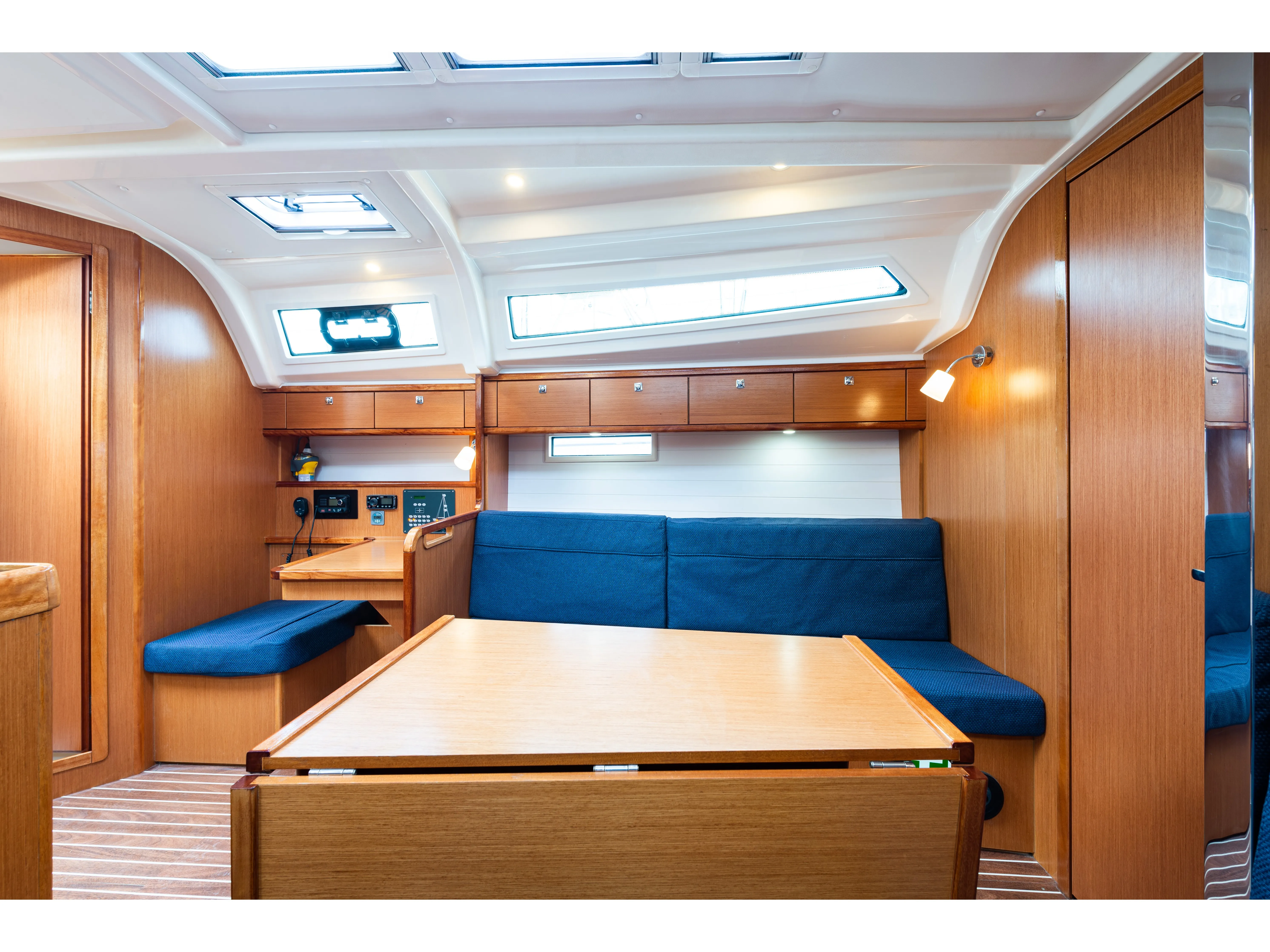 Bavaria 37 Jack Of London — foto dello yacht n. 26