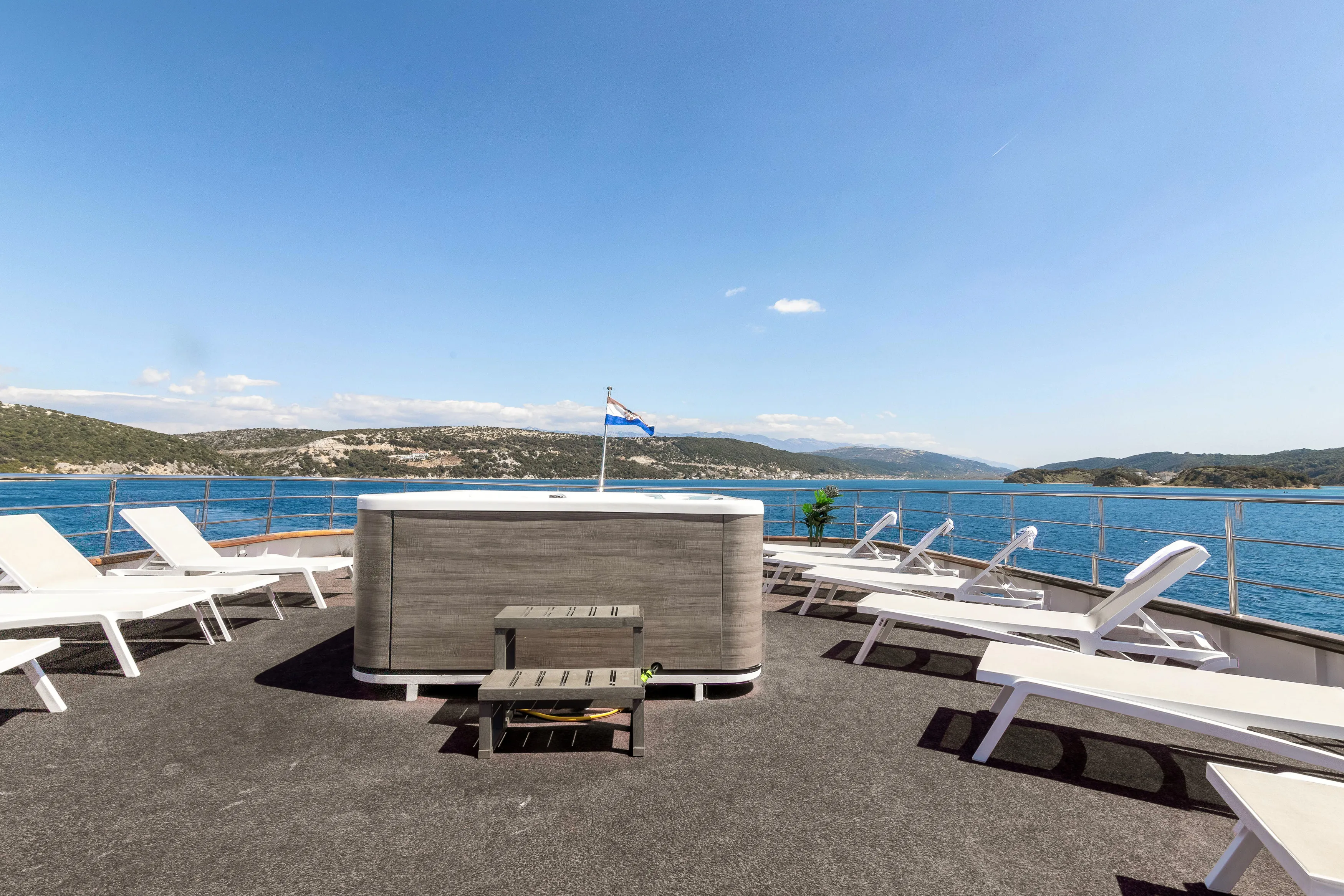 Luxury Motor Yacht Suzana — yacht photo 55