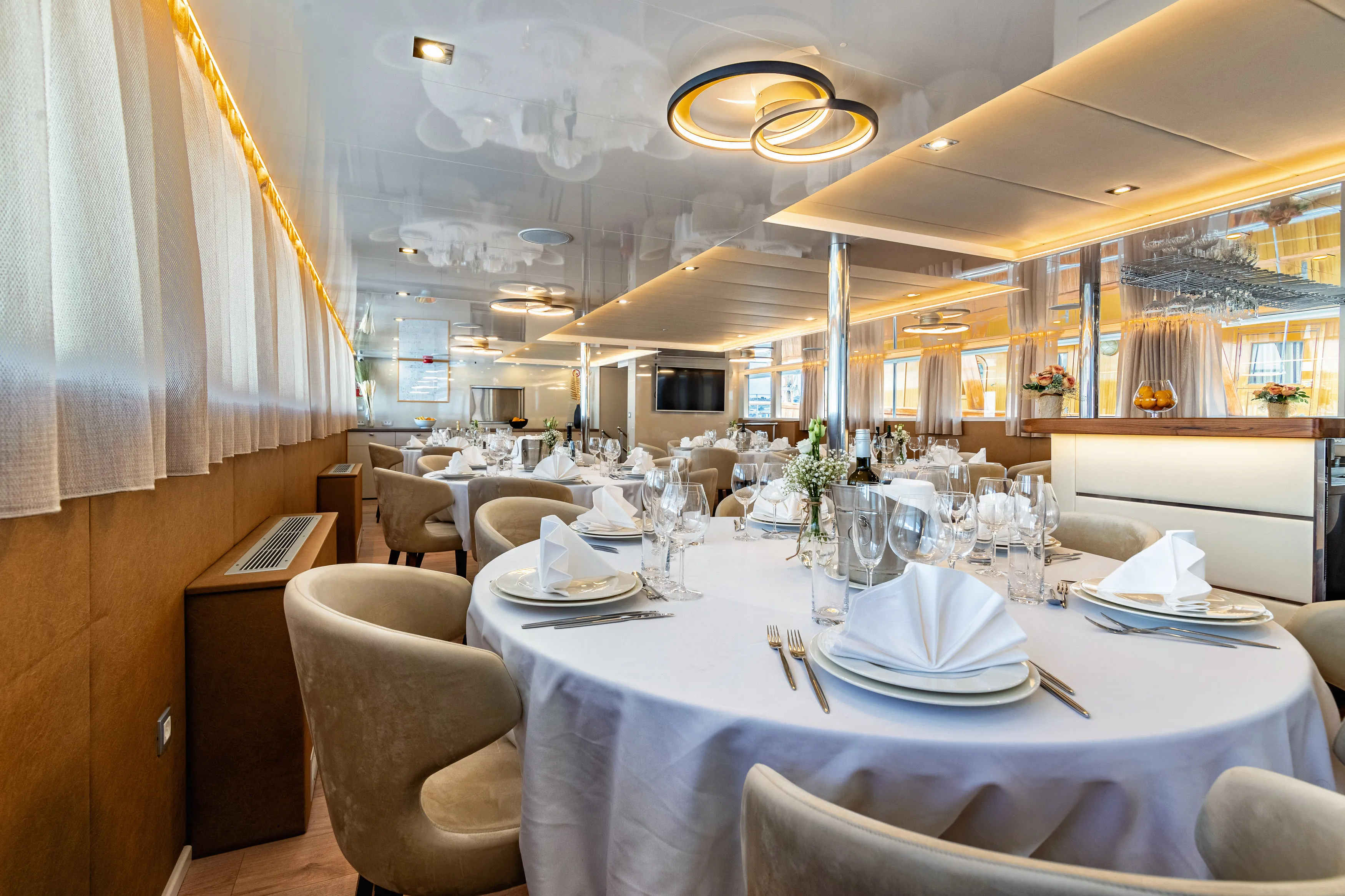 Luxury Motor Yacht Suzana — yacht photo 23