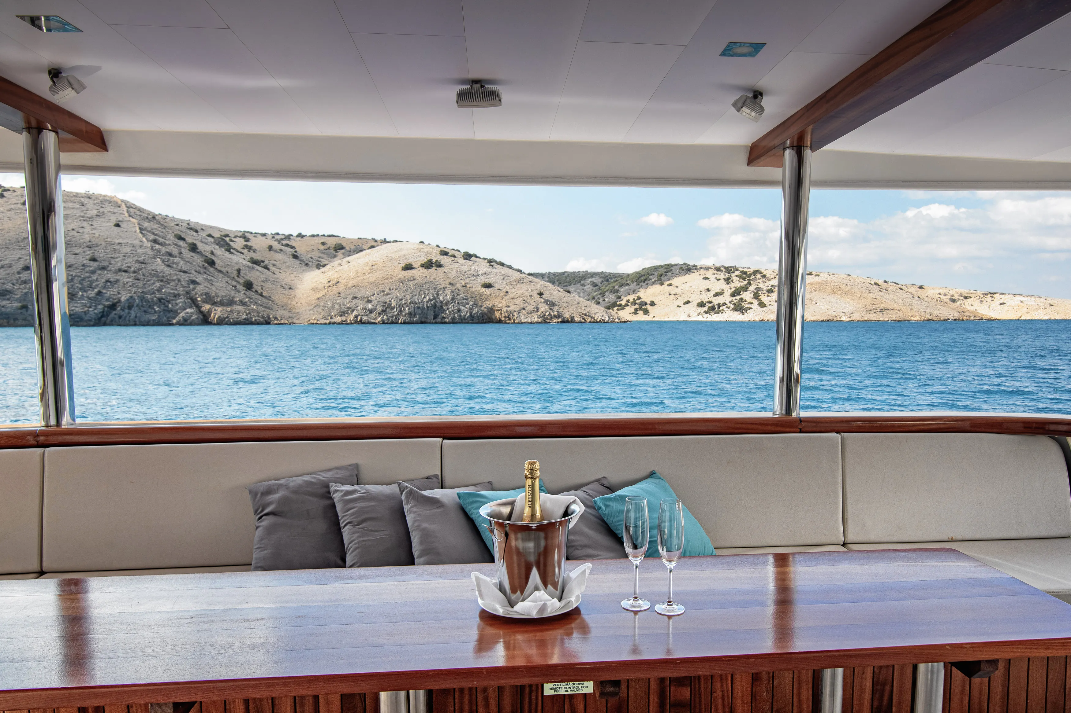 Luxury Motor Yacht Suzana — yacht photo 71