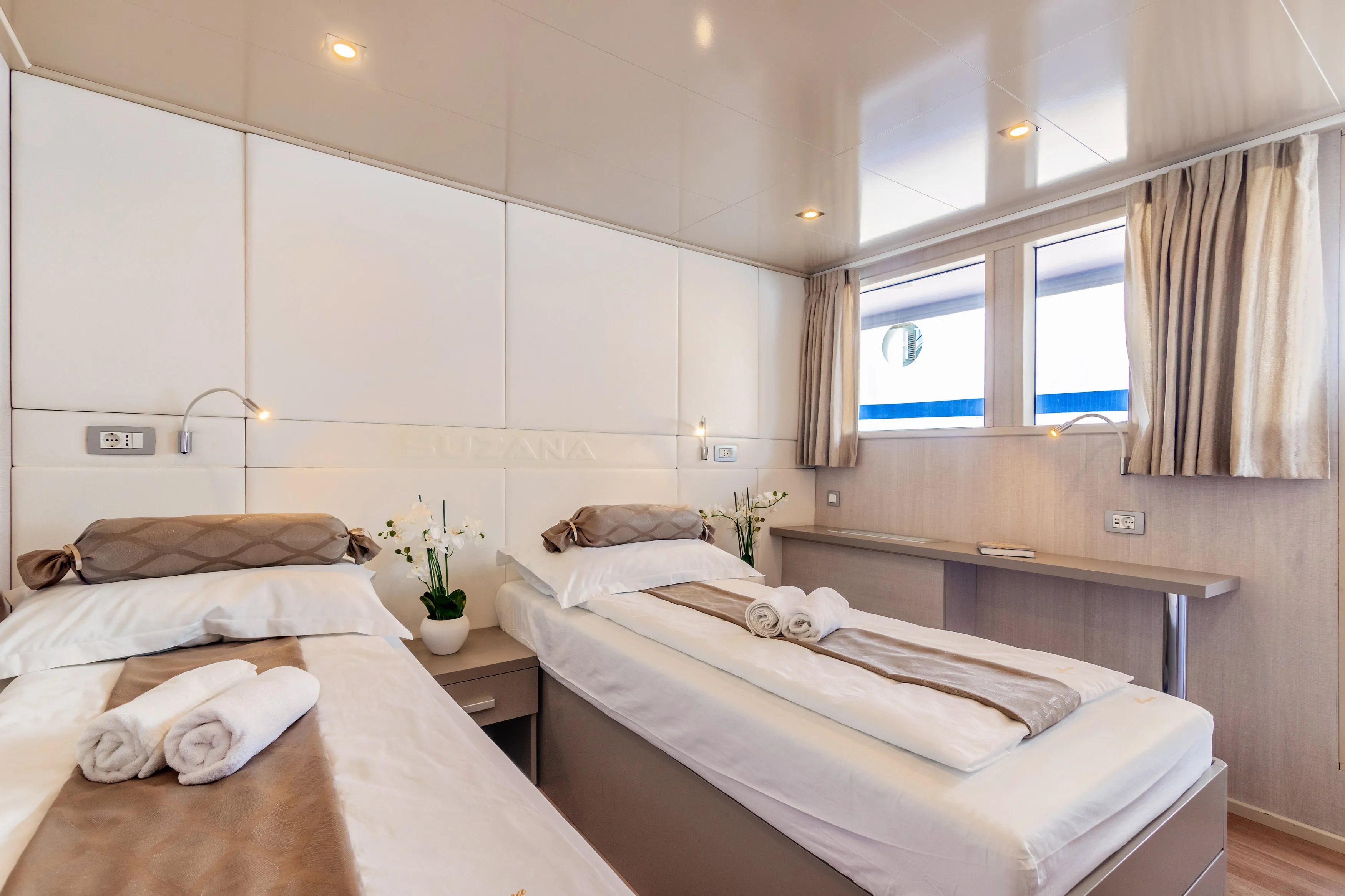 Luxury Motor Yacht Suzana — yacht photo 17