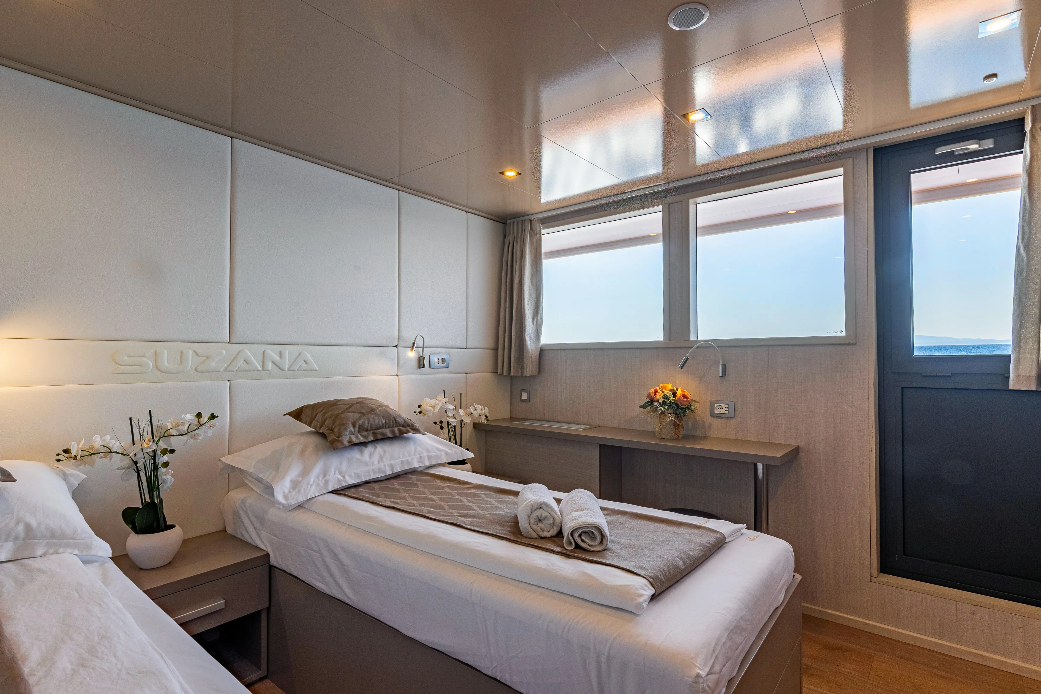 Luxury Motor Yacht Suzana — yacht photo 3
