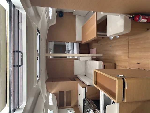 Sun Odyssey 410 Tomeu — фотография яхты 2