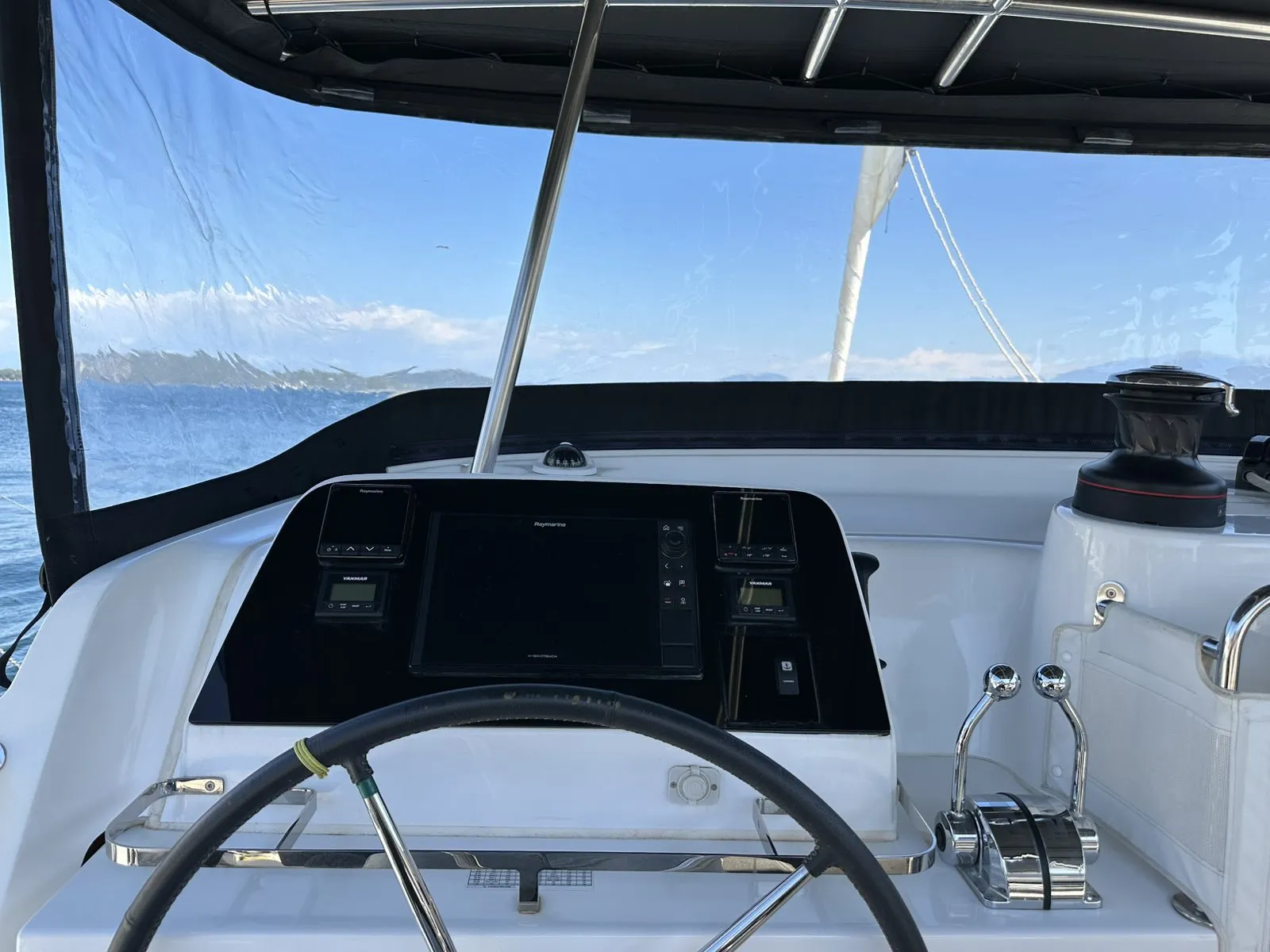Lagoon 42 Magellan — fotografia jachty 2