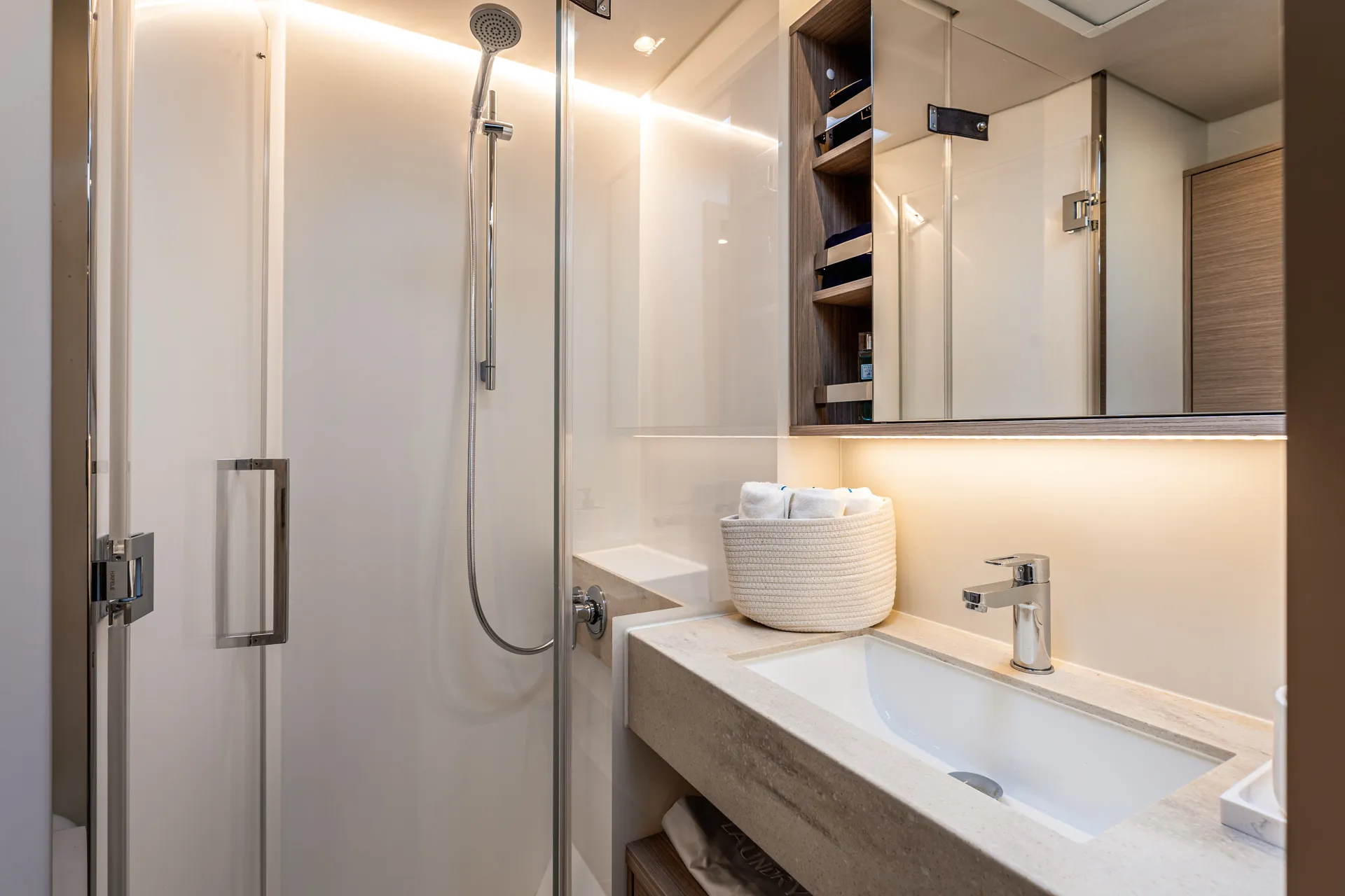 Lagoon 60 SUNNY DREAM (Fully Crewed) — yacht photo 38