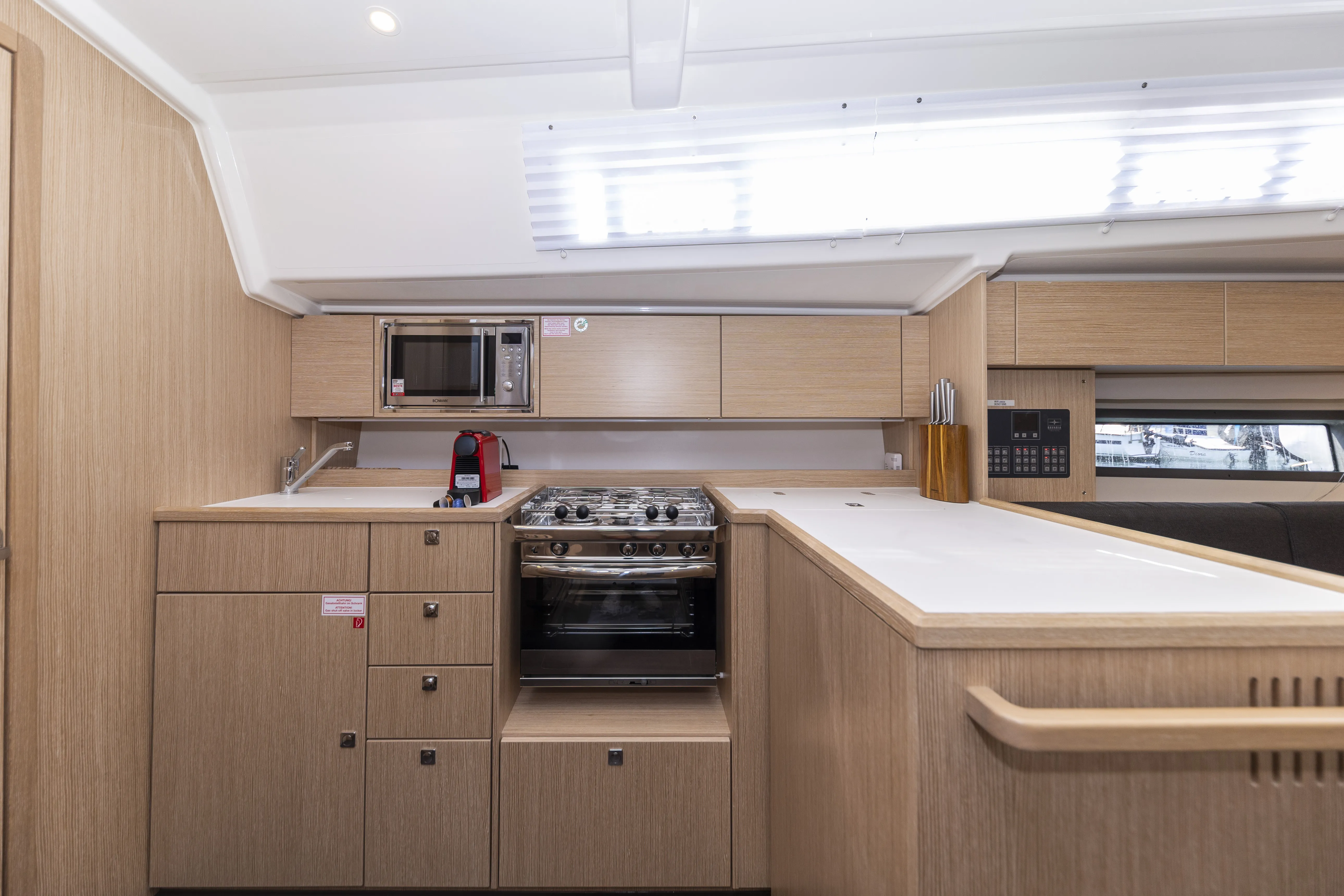 Bavaria C42 Maraschino — photo du yacht n° 8