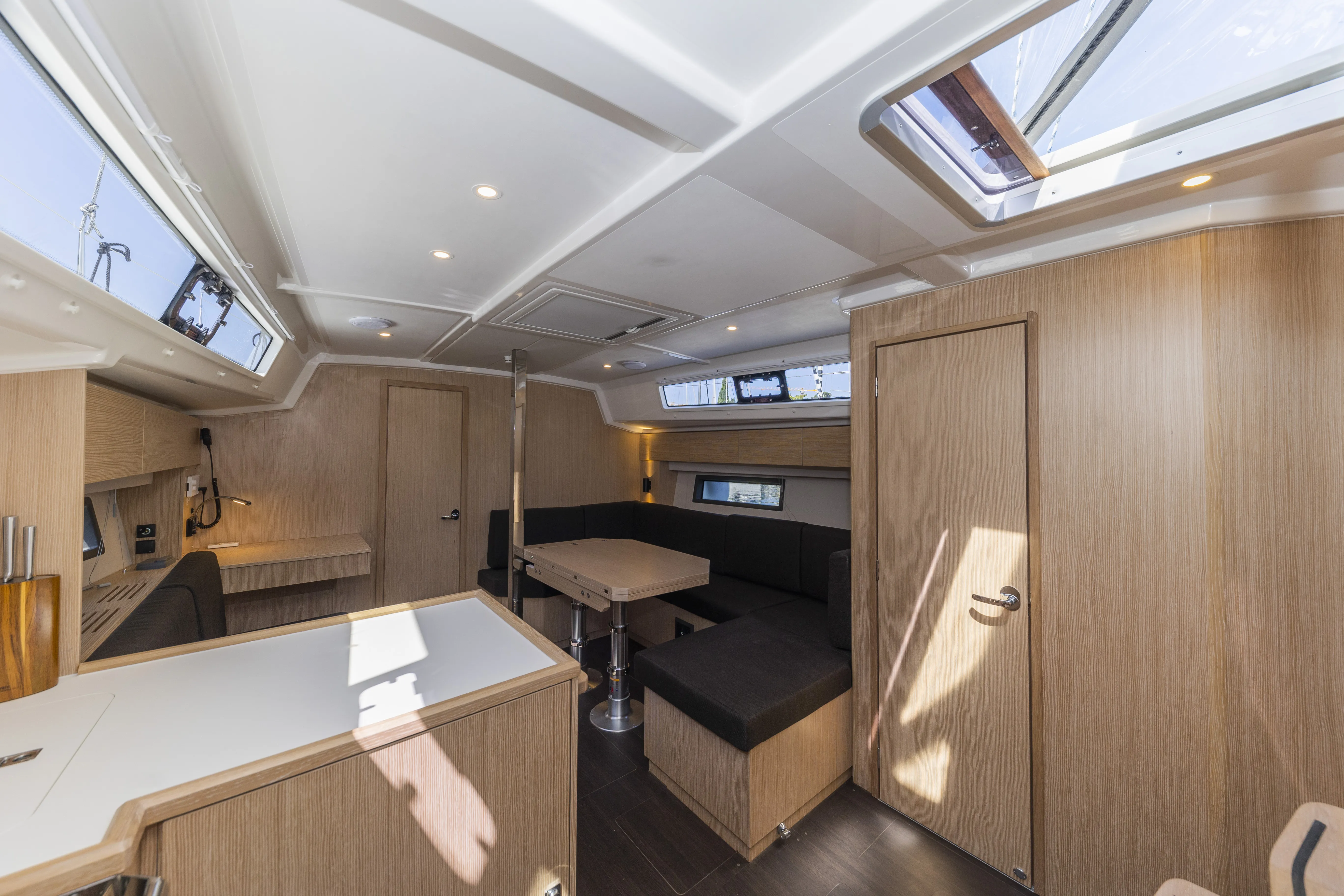 Bavaria C42 Maraschino — photo du yacht n° 14